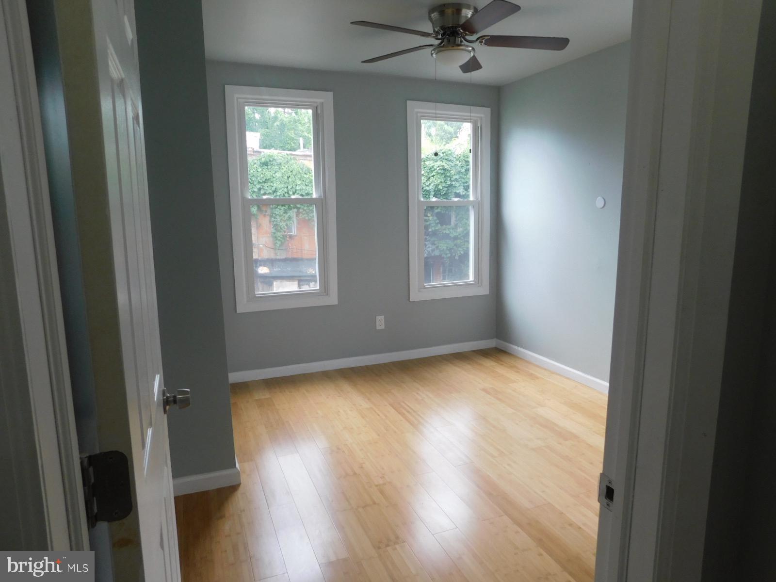 STRAWBERRY MANSION - Residential