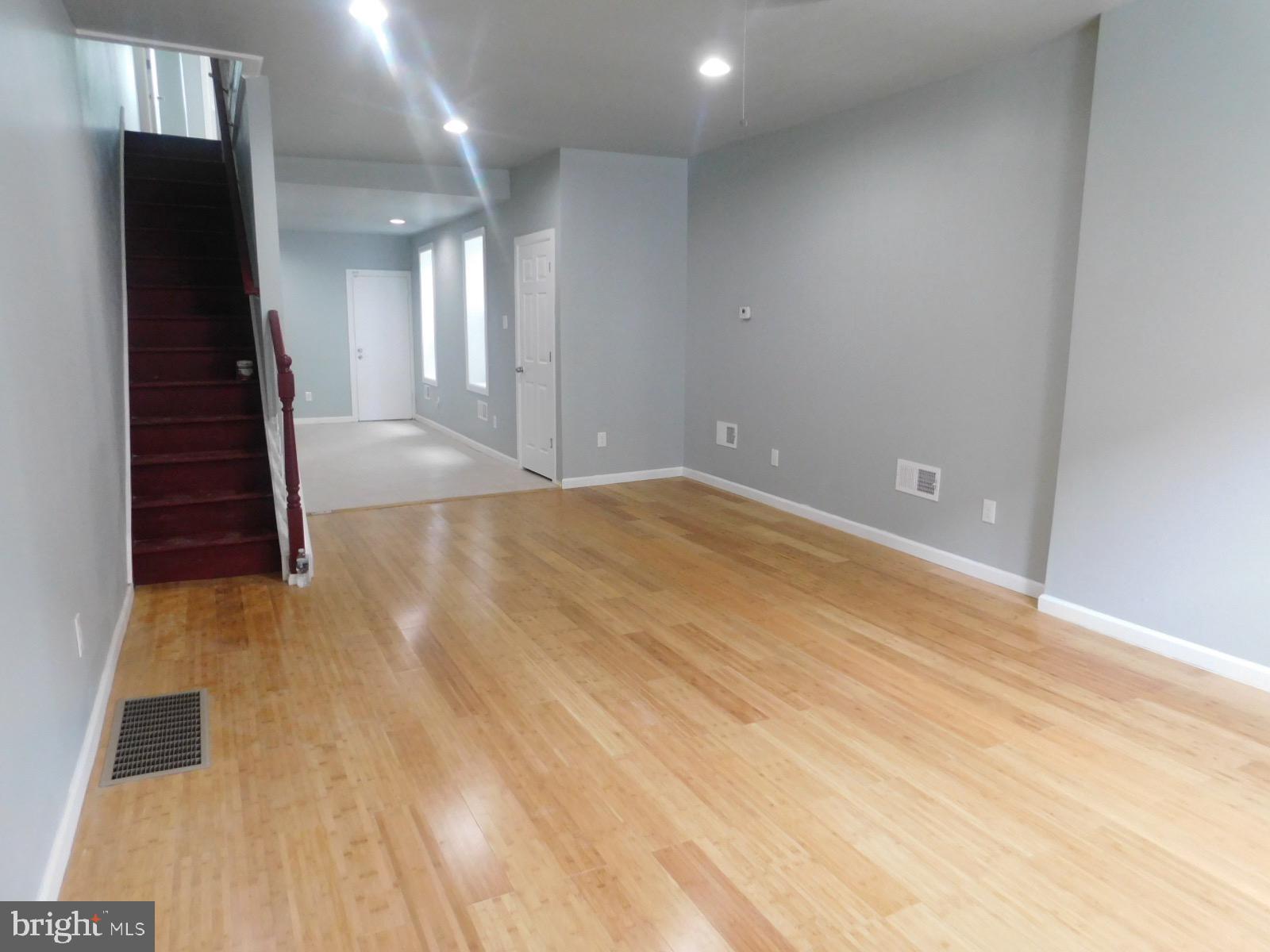 STRAWBERRY MANSION - Residential