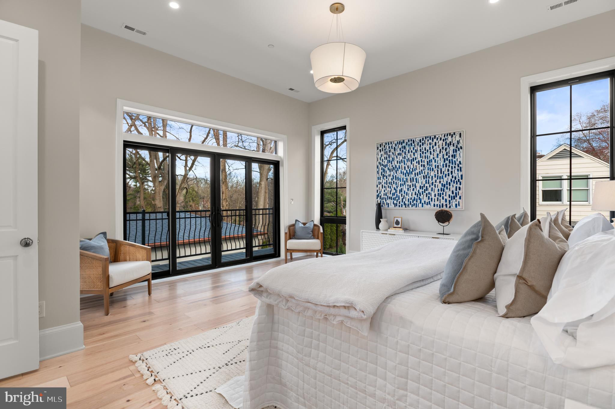 SPRING VALLEY - Residential