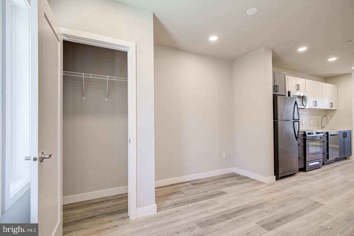 FAIRHILL - Residential