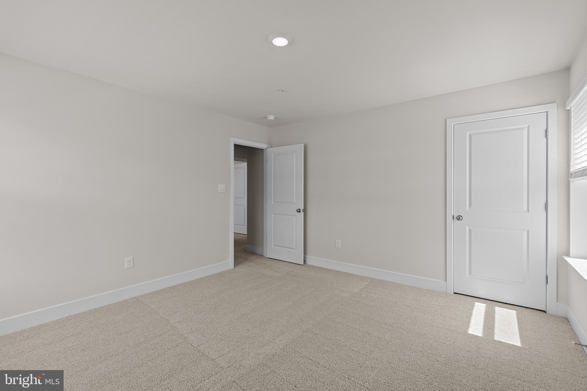 PINEGROVE - Residential