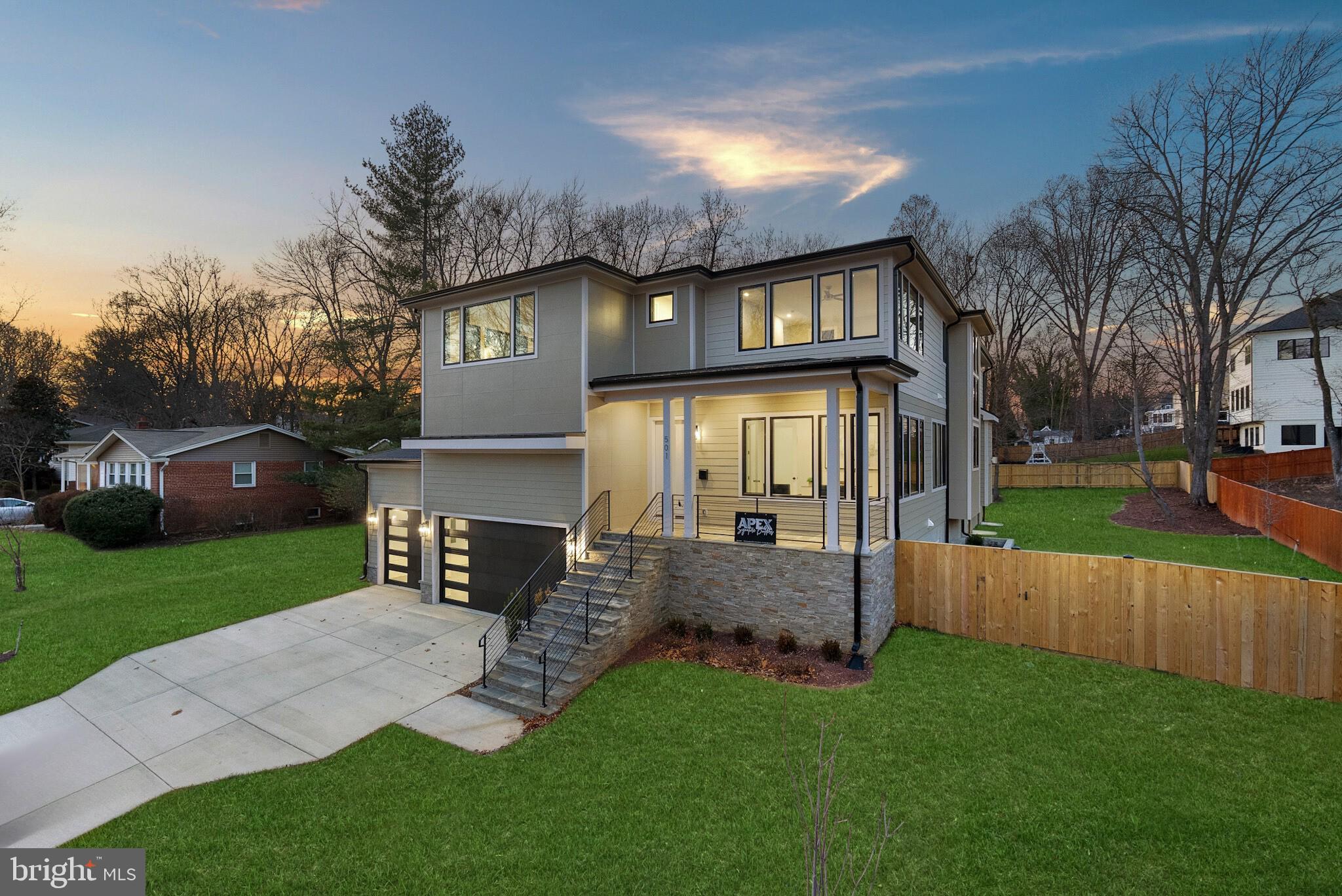 VIENNA WOODS - Residential