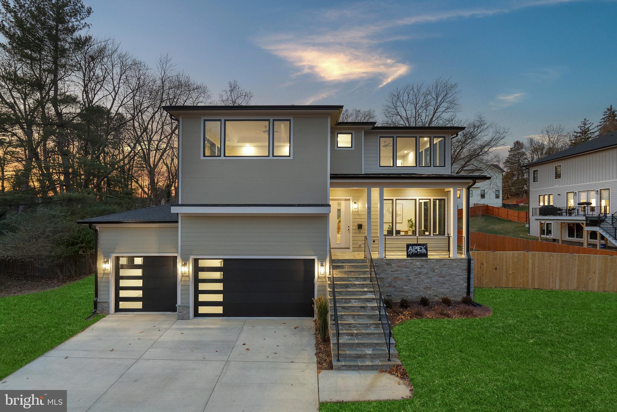 VIENNA WOODS - Residential