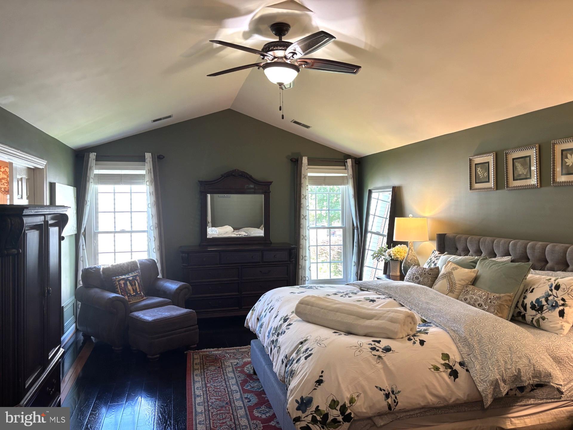 VIRGINIA OAKS - Residential