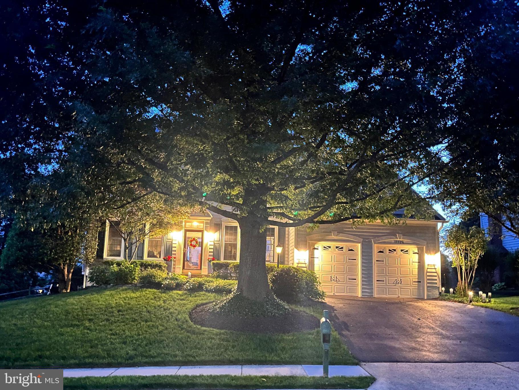 VIRGINIA OAKS - Residential