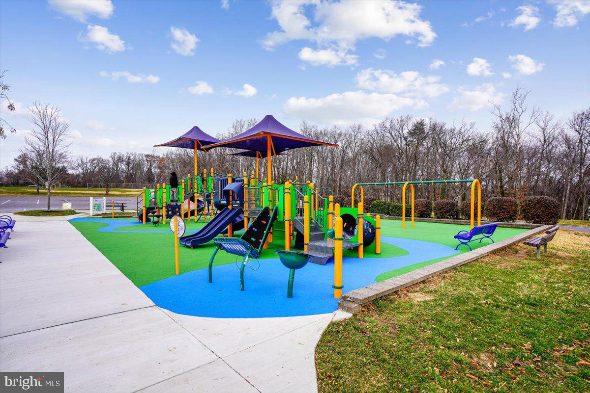 BOWLING BROOK FARMS - Residential