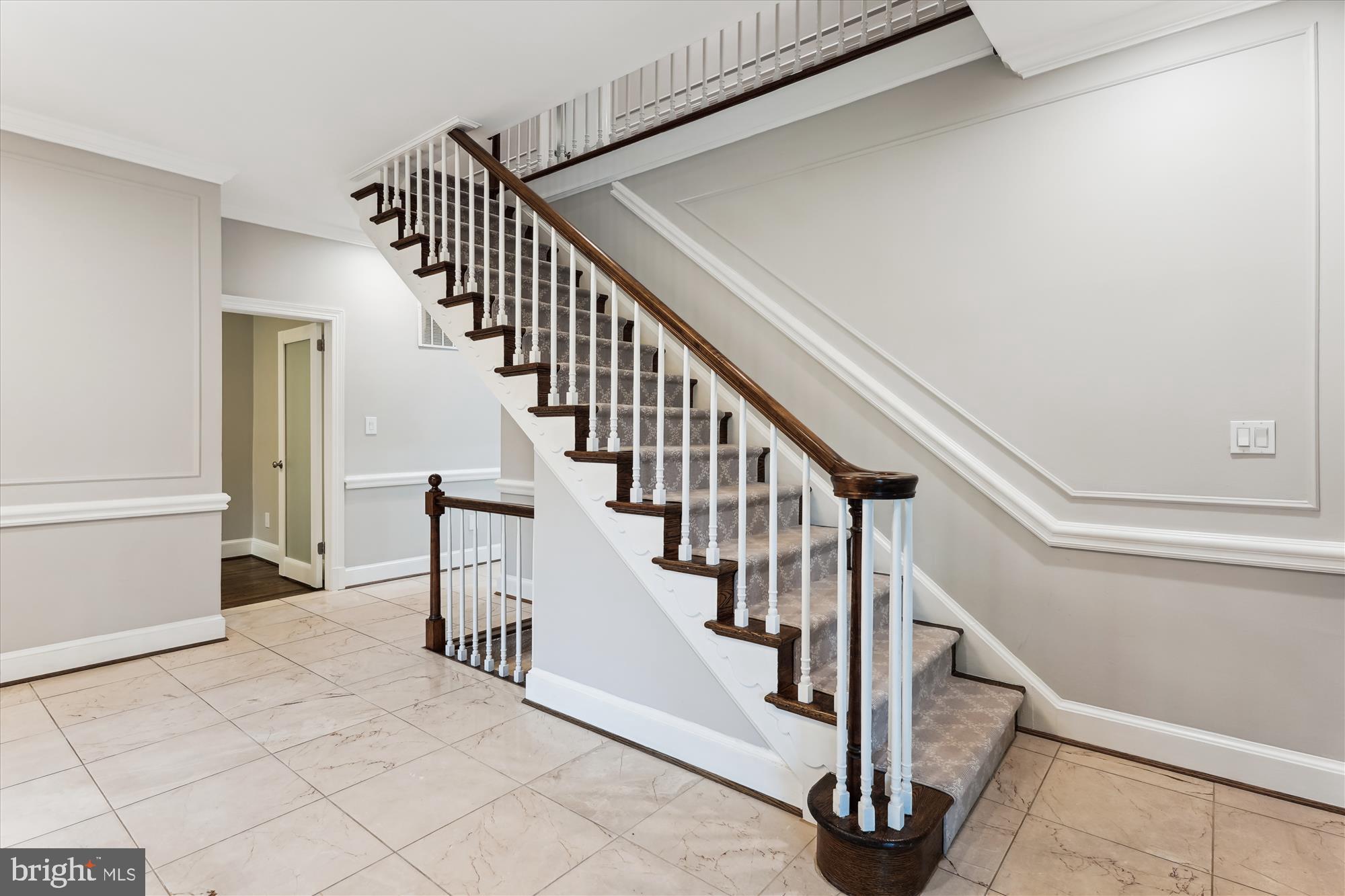 POTOMAC VILLAGE - Residential