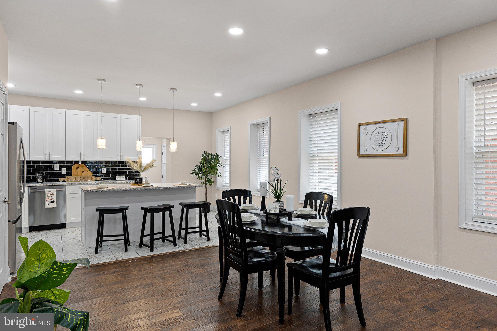 TROLLEY SQUARE - Residential