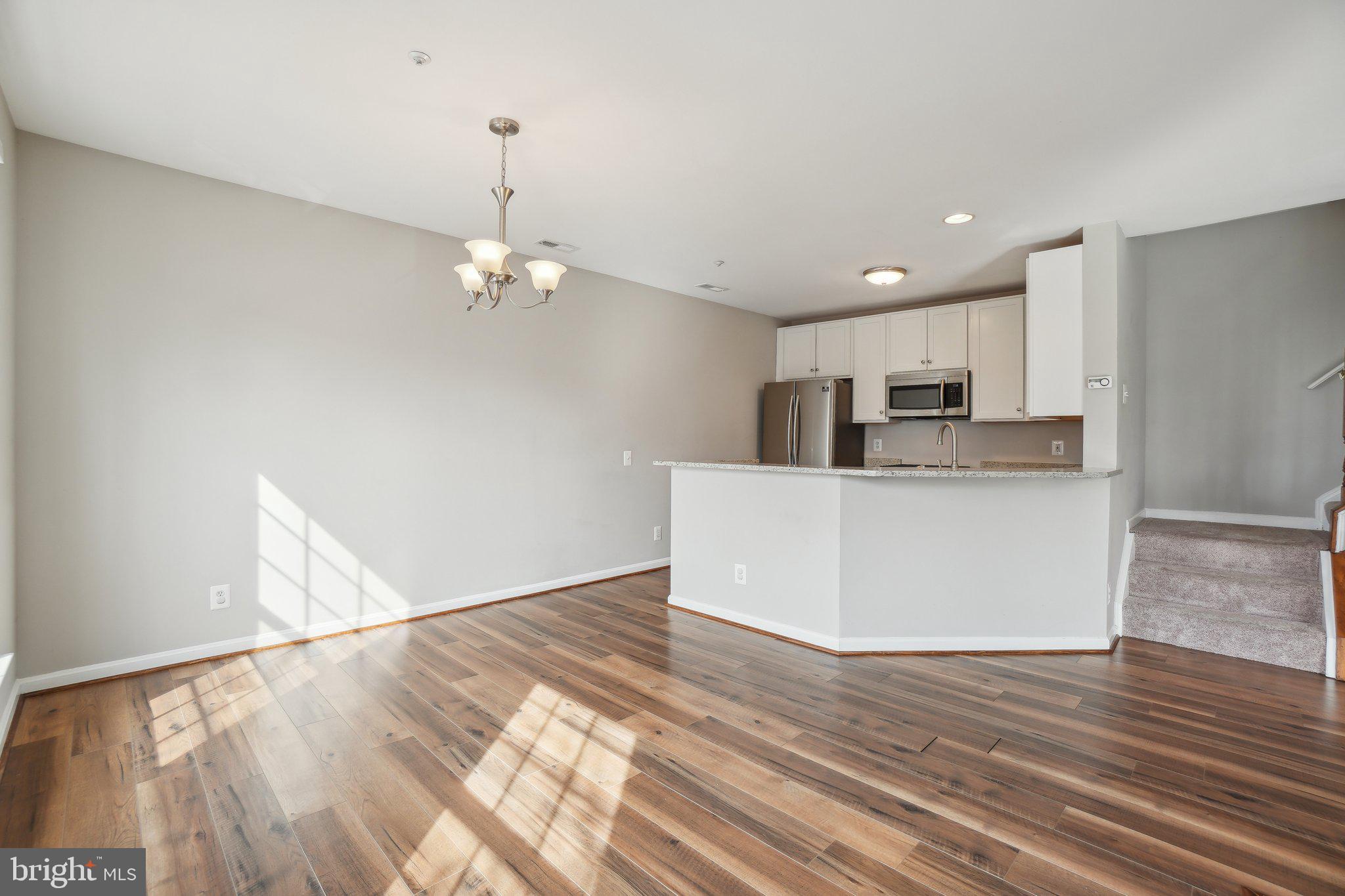 DOMINION STATION CONDOMINIUM - Residential Lease