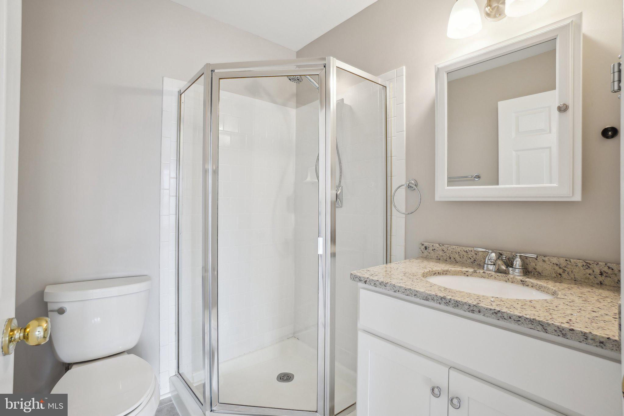 DOMINION STATION CONDOMINIUM - Residential Lease