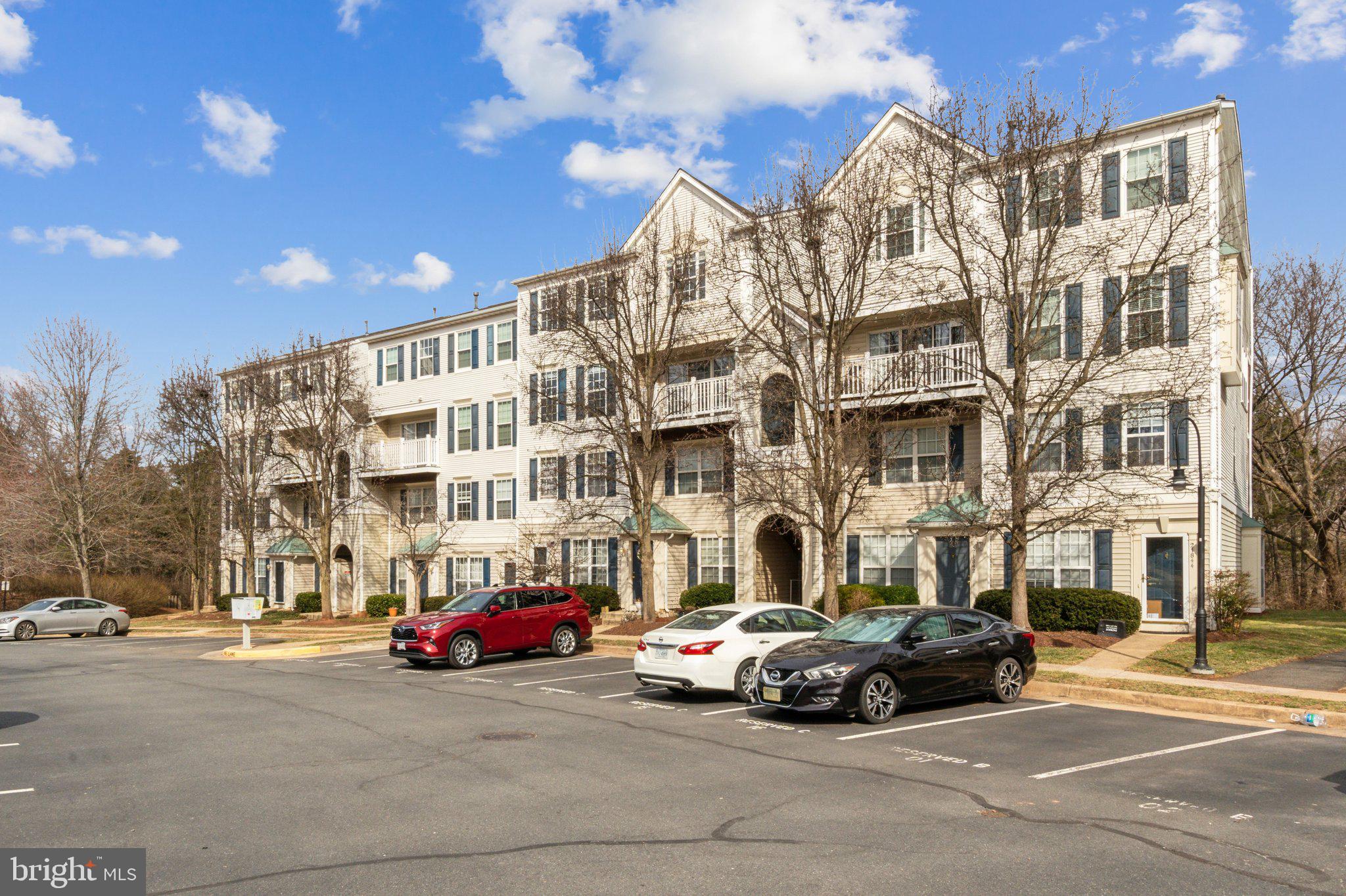 DOMINION STATION CONDOMINIUM - Residential Lease