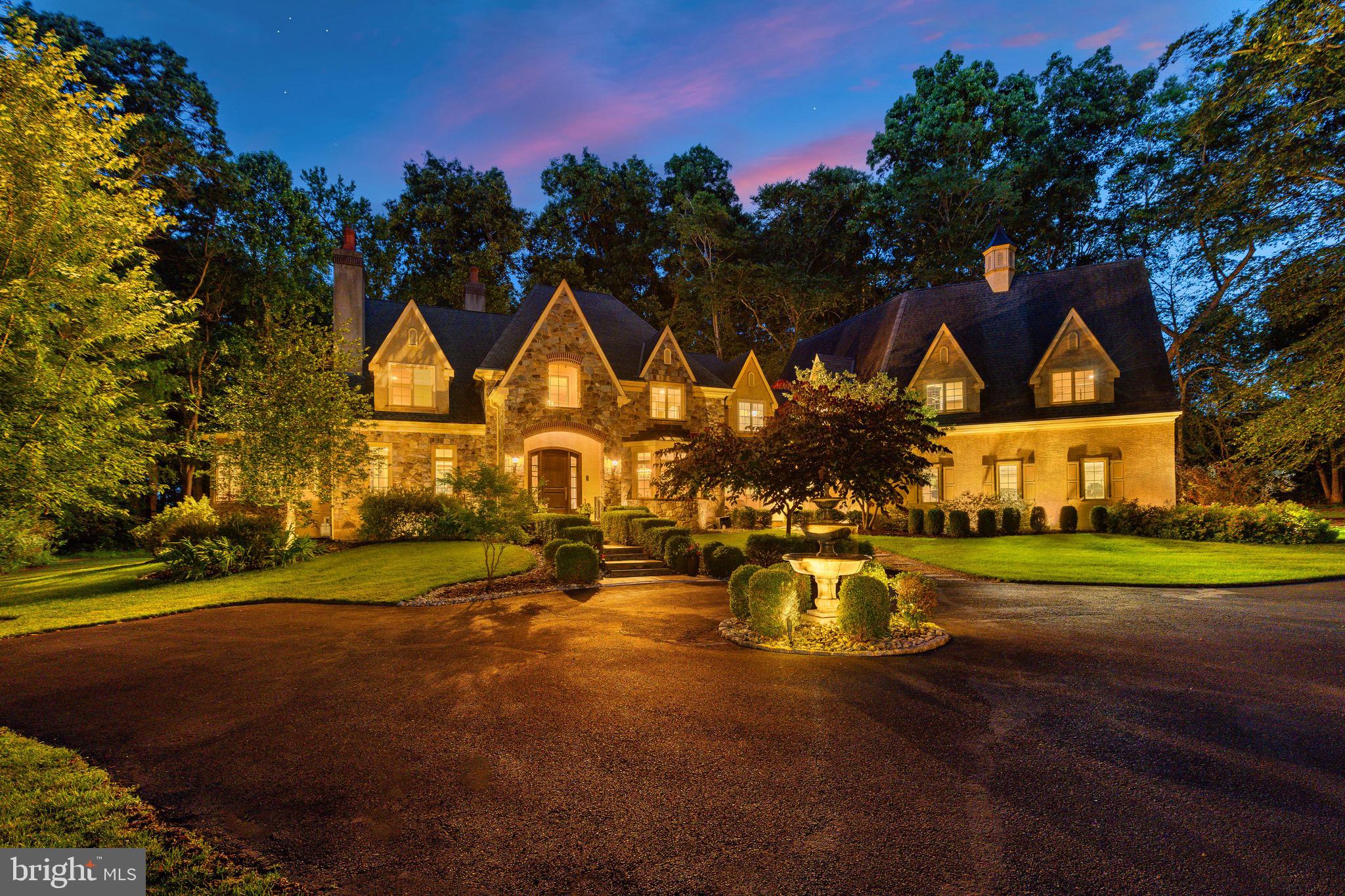 STONEYMEAD - Residential