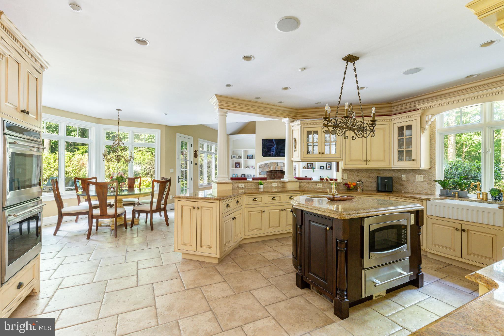 STONEYMEAD - Residential