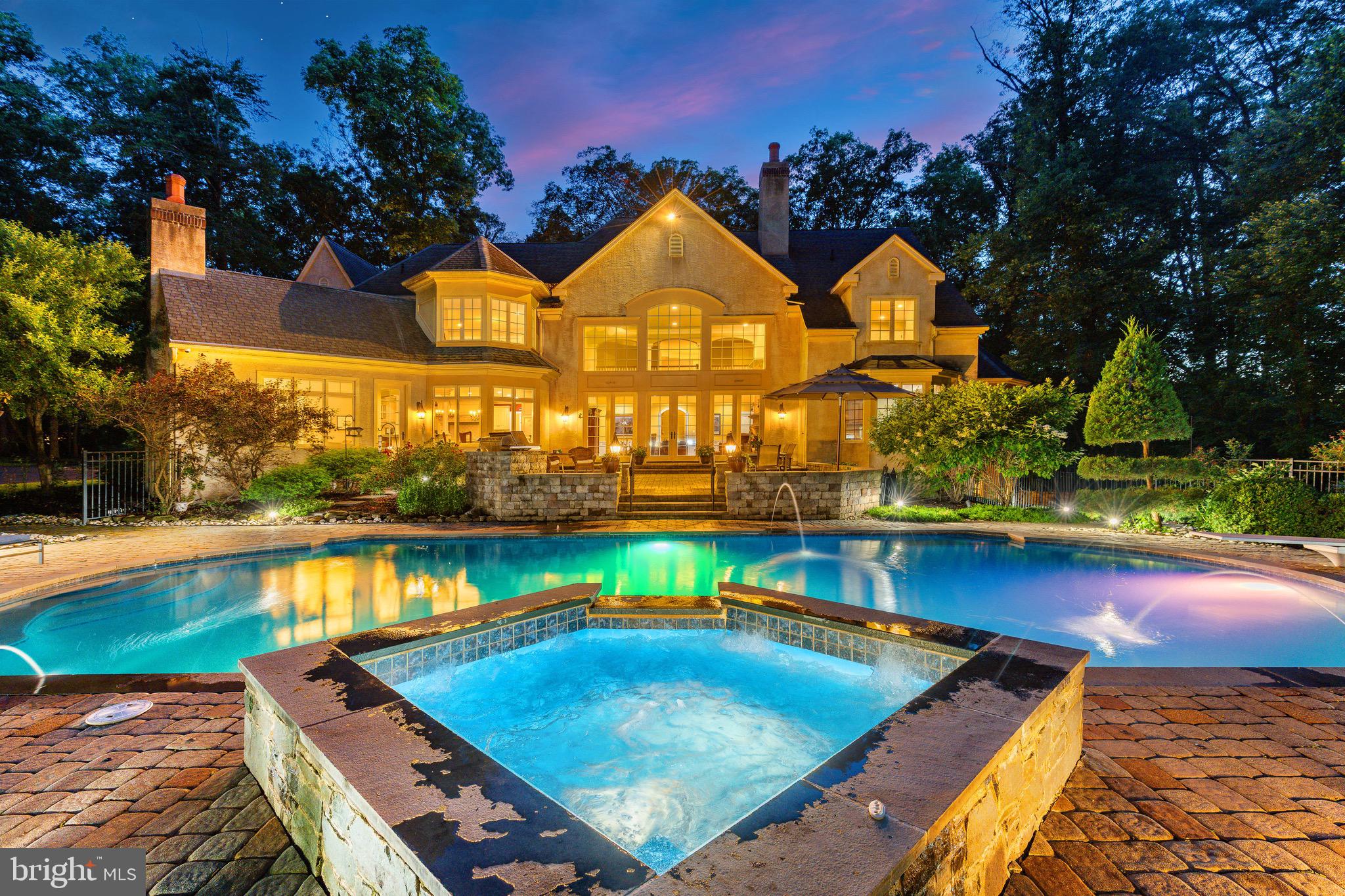 STONEYMEAD - Residential