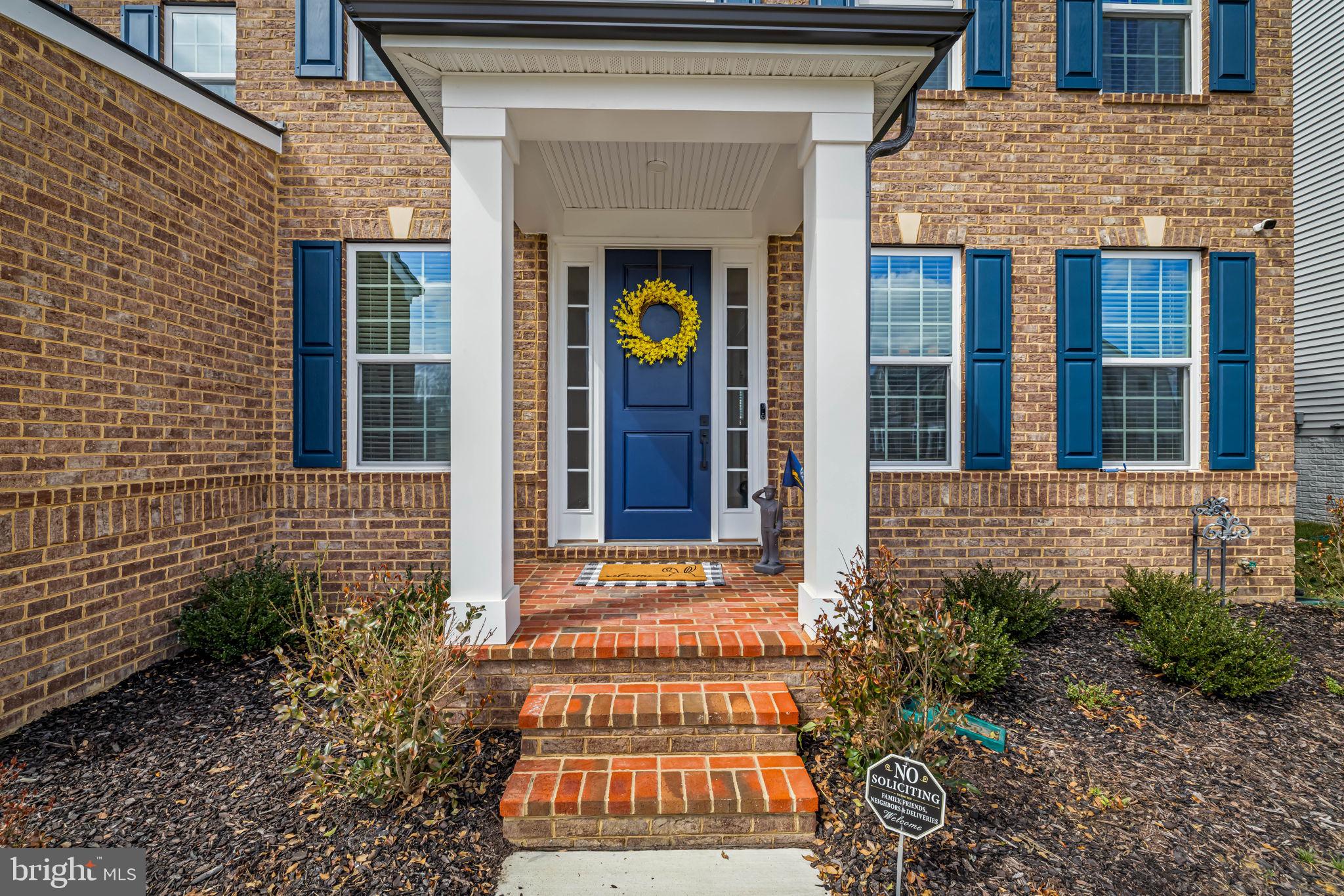 SOUTH LAKE - Residential