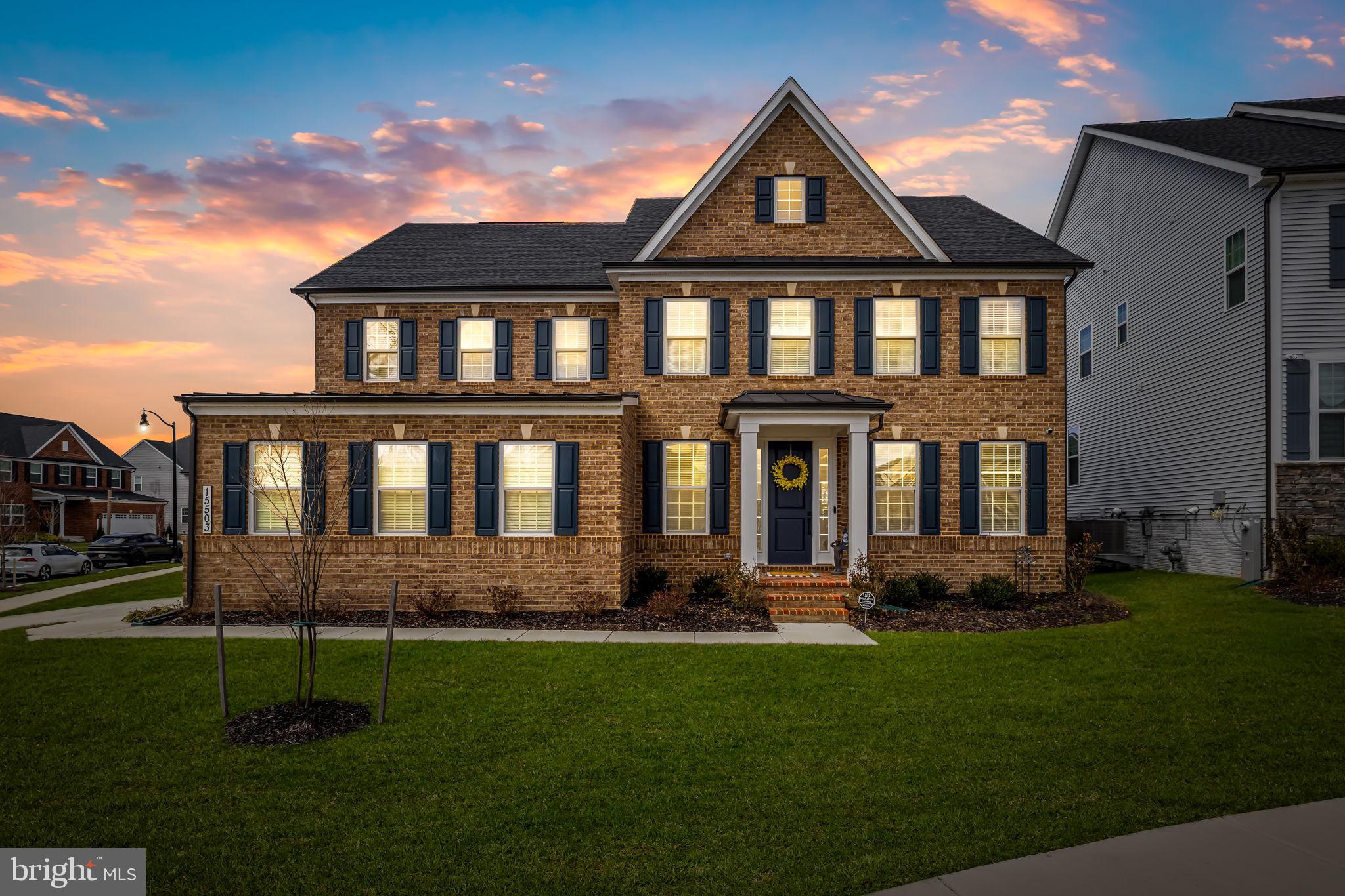 SOUTH LAKE - Residential