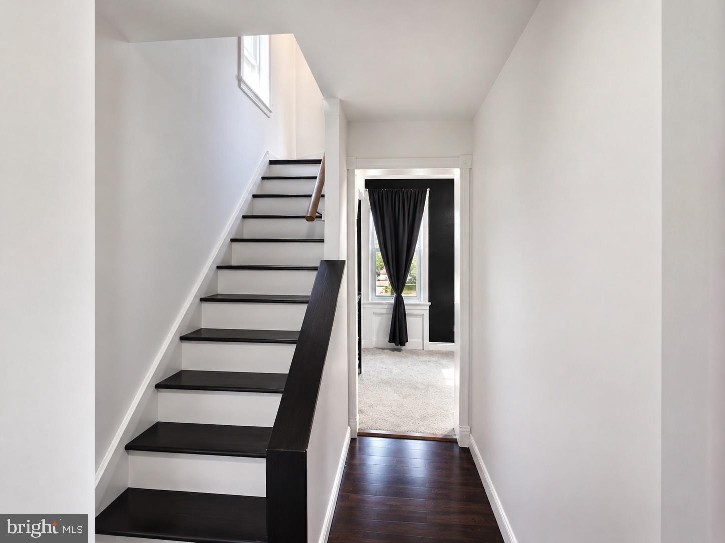 LAFAYETTE HILL - Residential