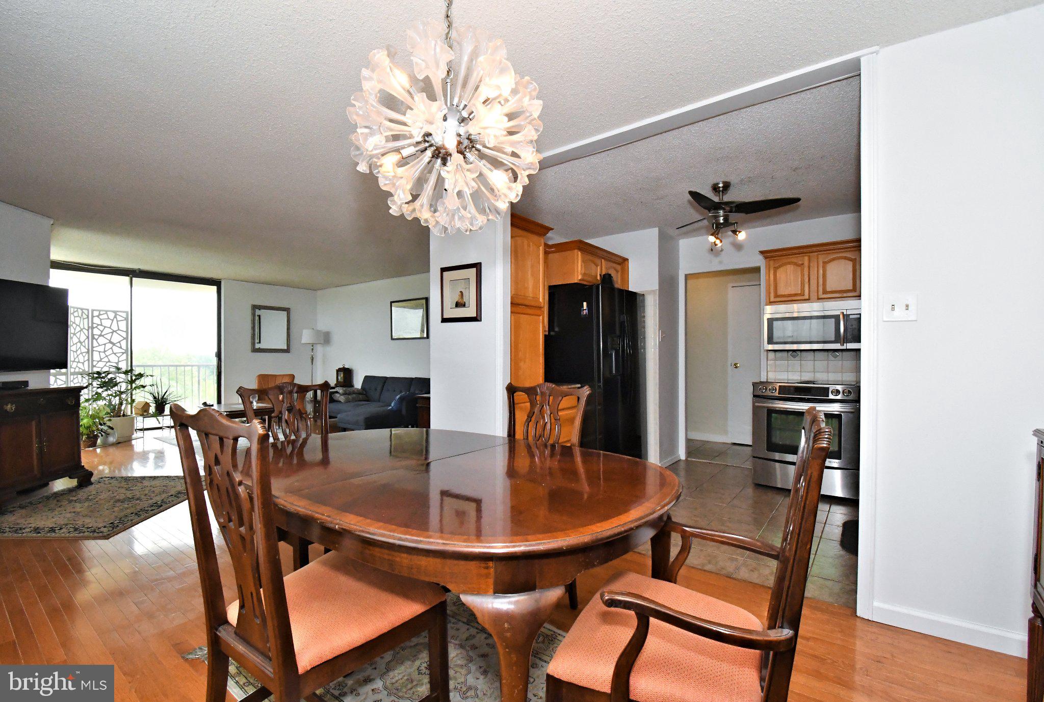PLYMOUTH HILLS - Residential