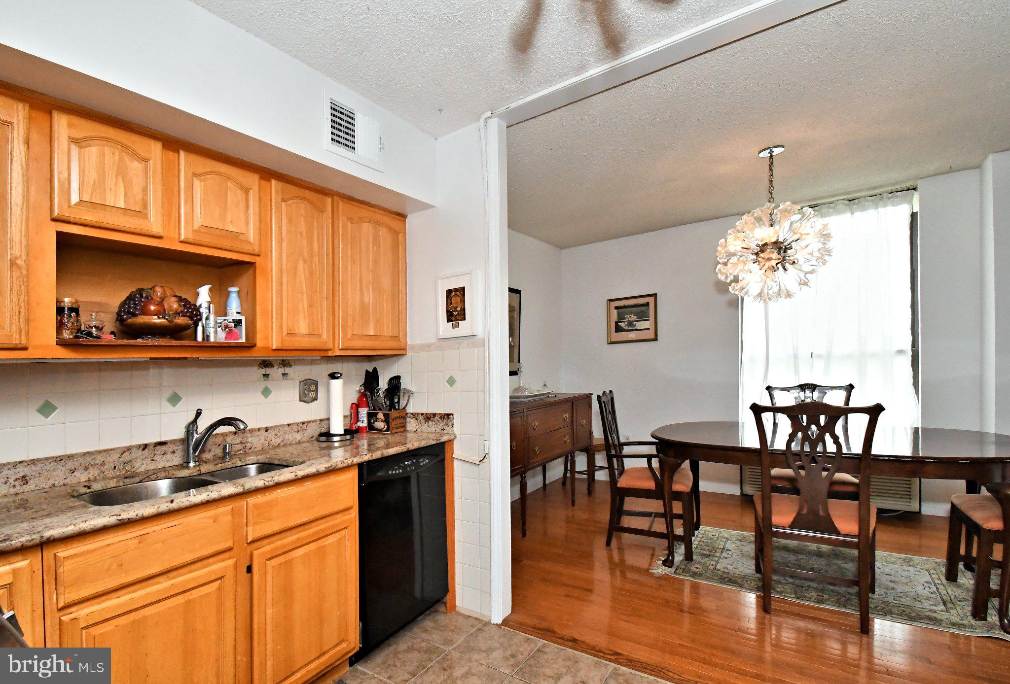 PLYMOUTH HILLS - Residential