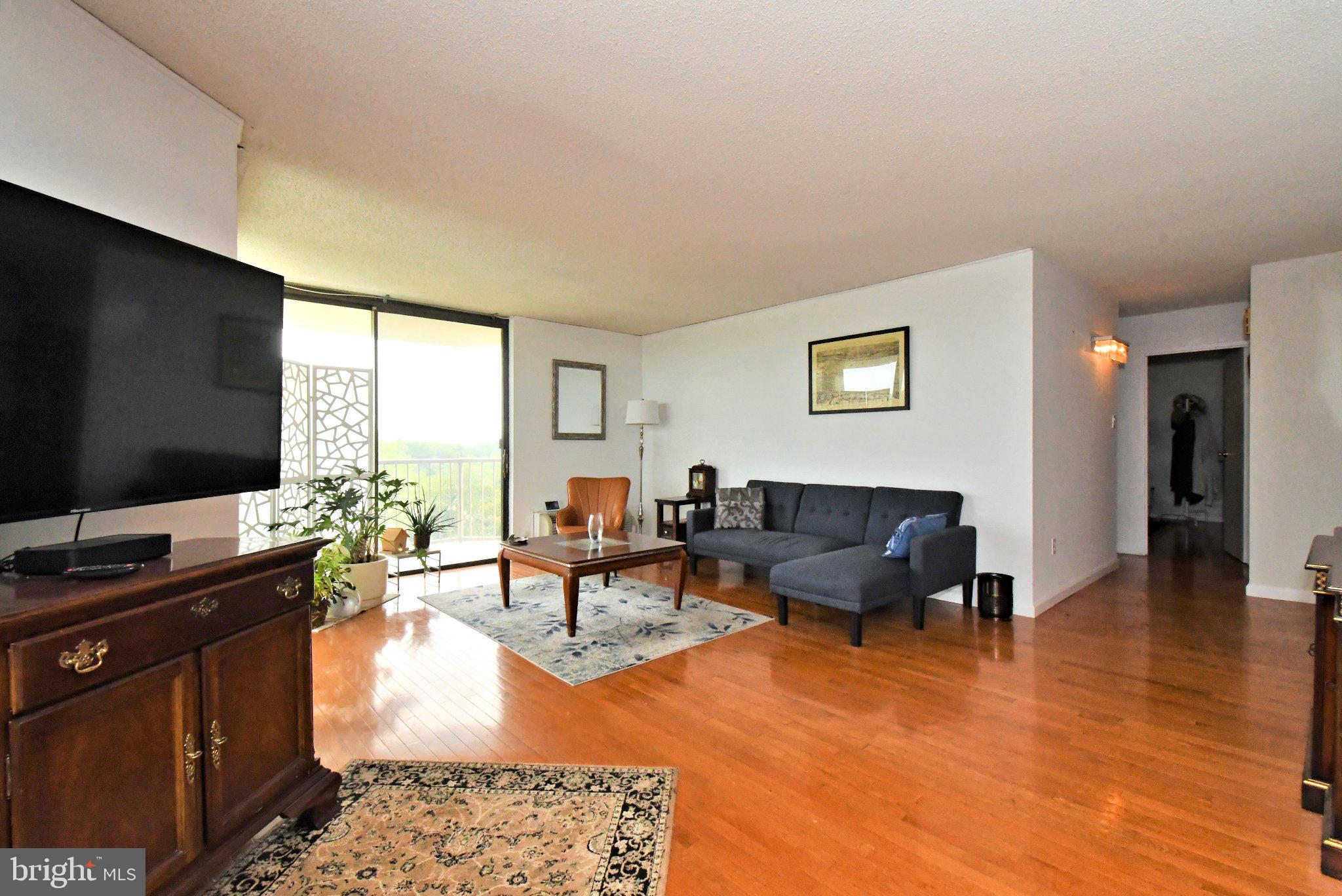 PLYMOUTH HILLS - Residential