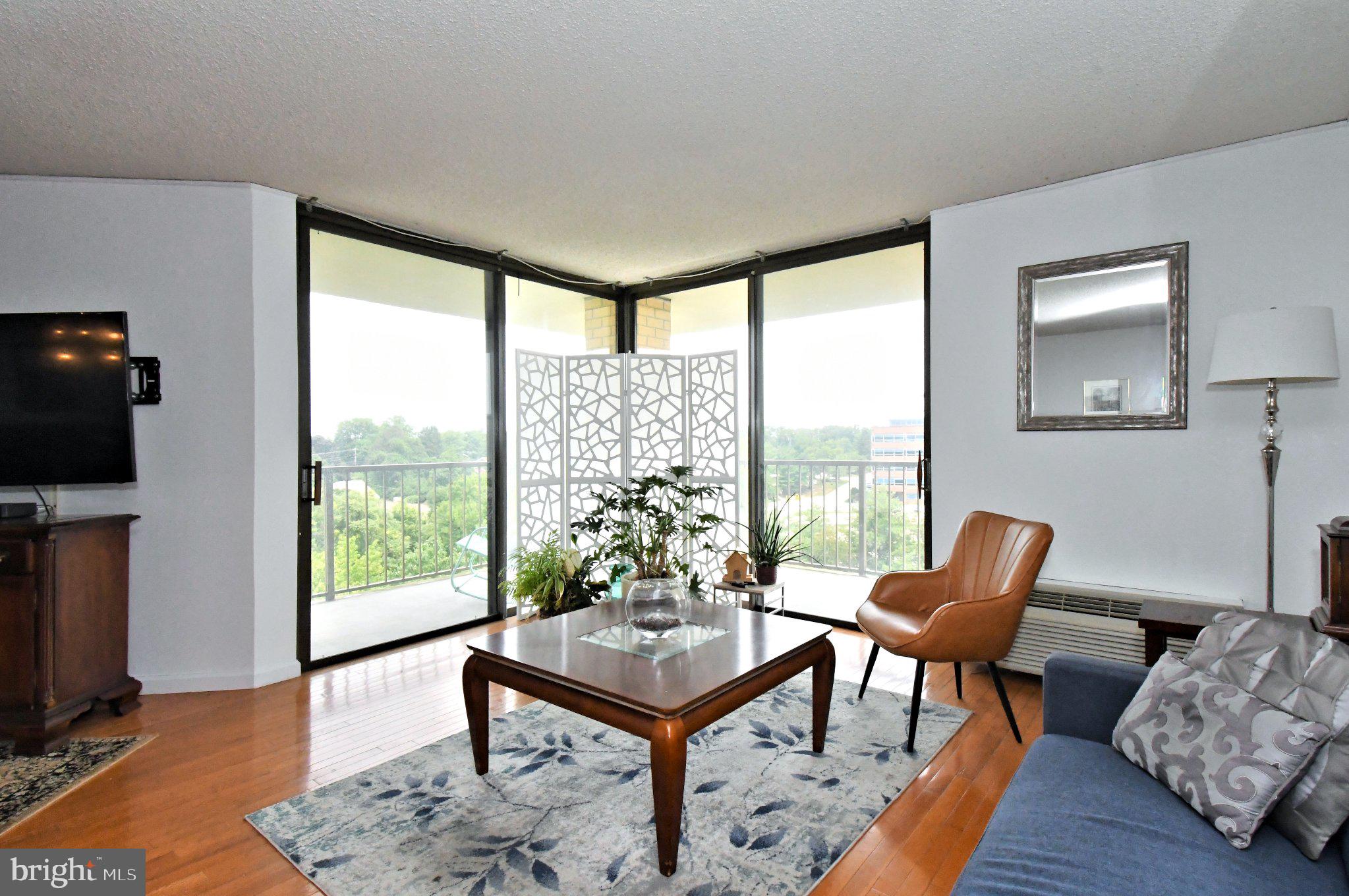 PLYMOUTH HILLS - Residential