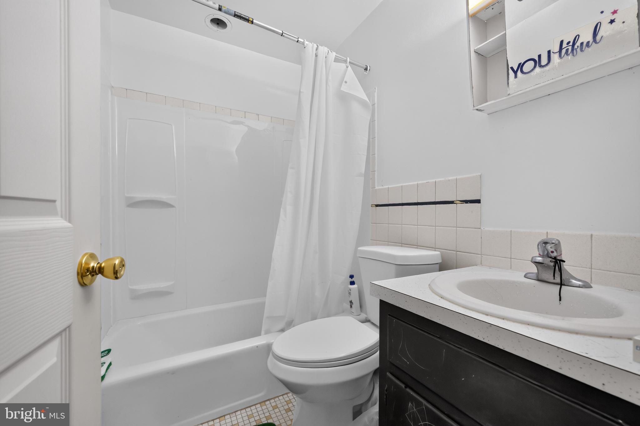 NORRISTOWN - Commercial Sale