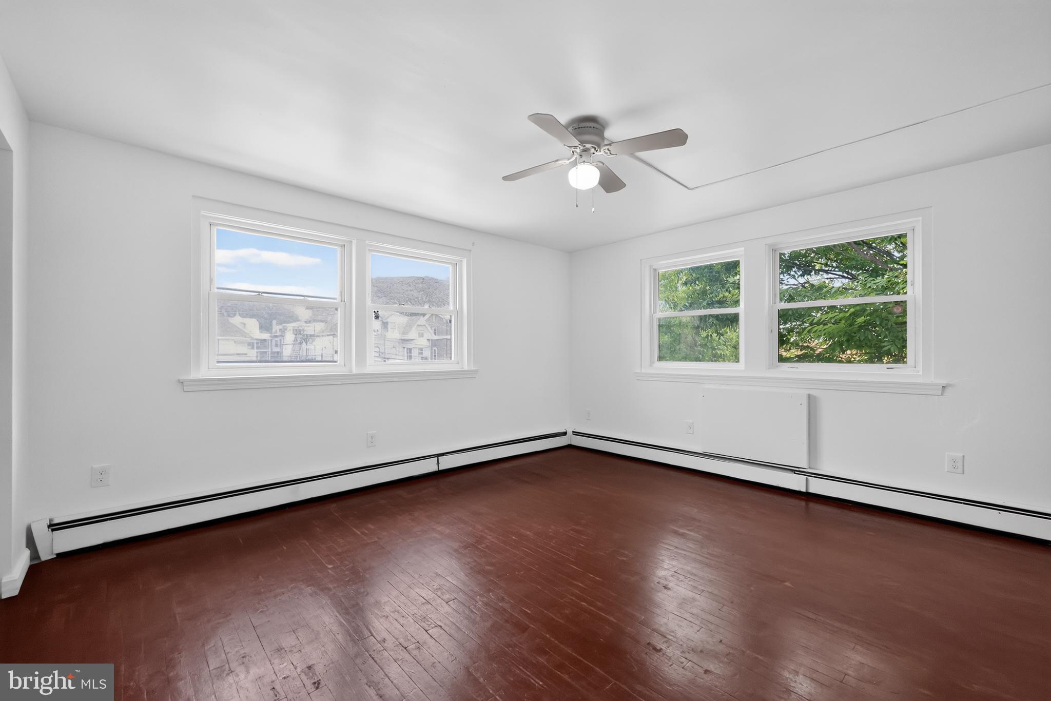 NORRISTOWN - Commercial Sale