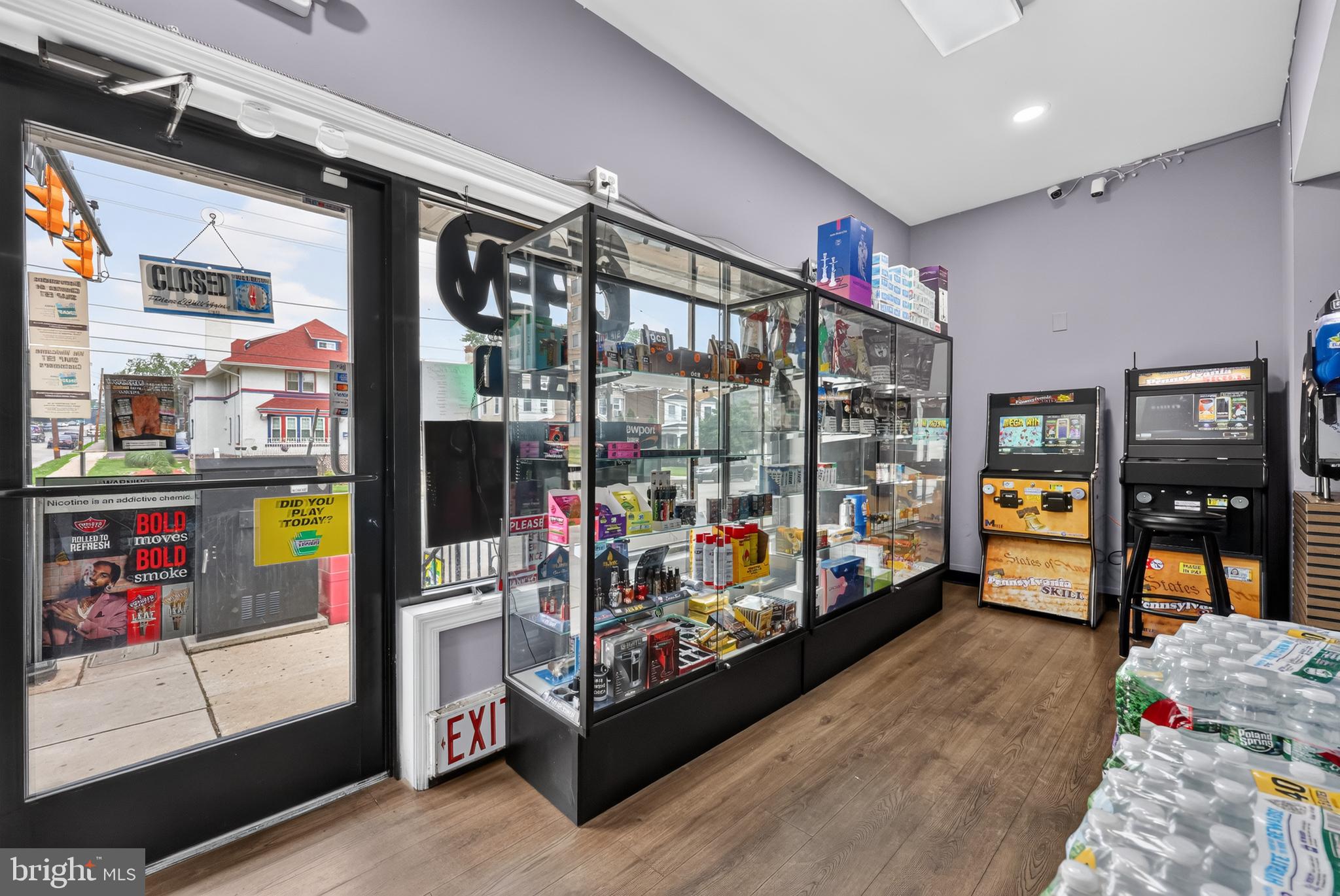 NORRISTOWN - Commercial Sale