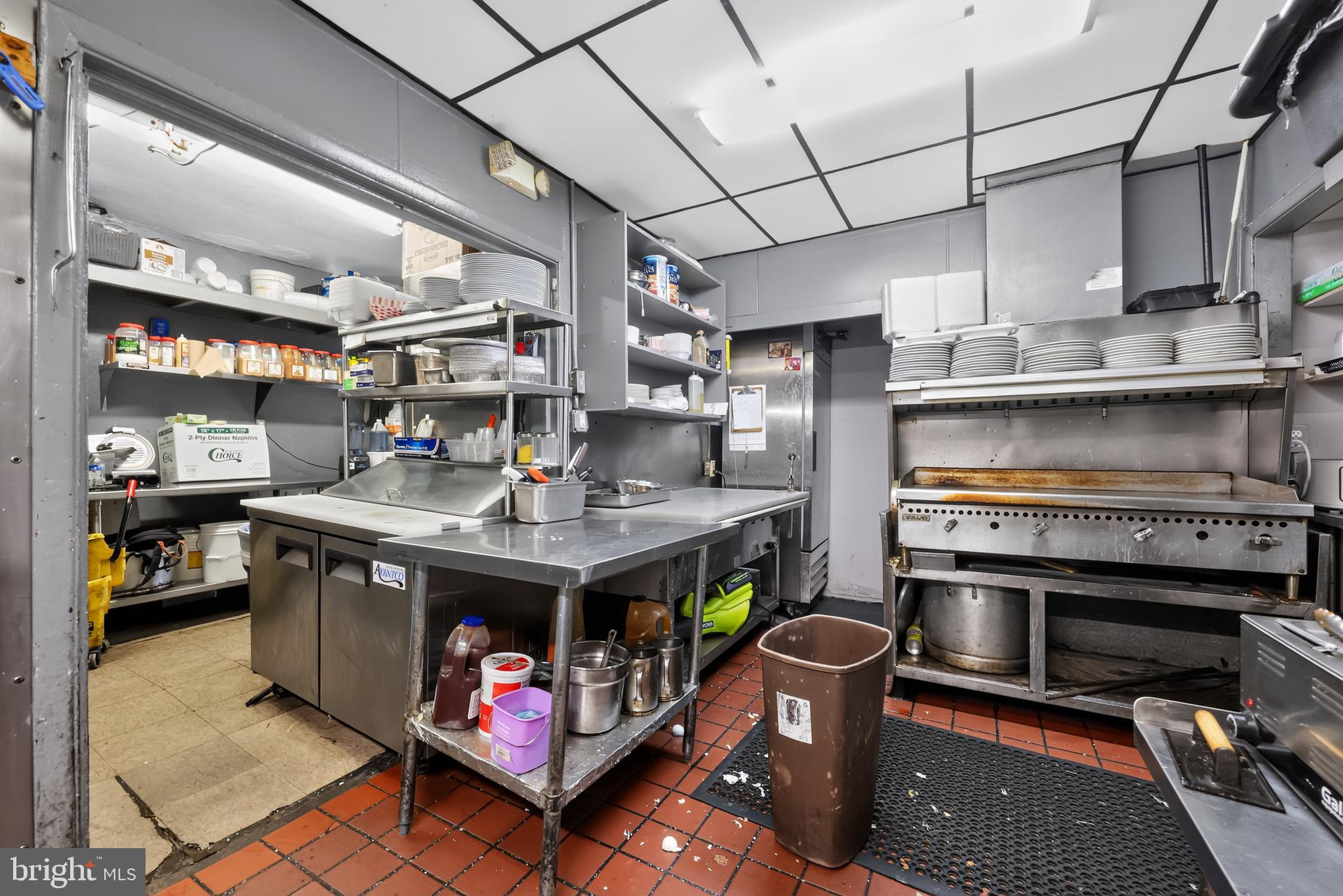 NORRISTOWN - Commercial Sale