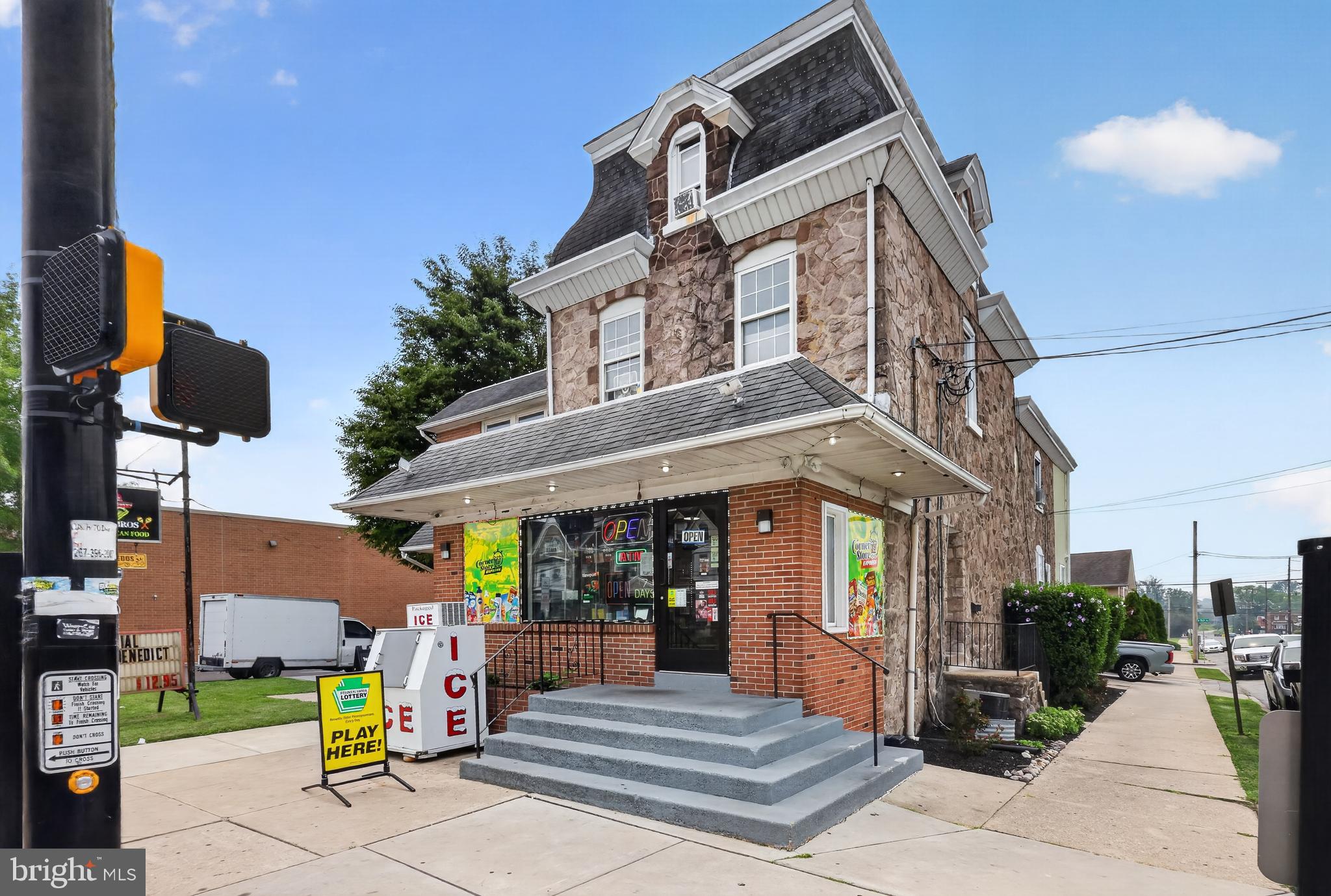 NORRISTOWN - Commercial Sale