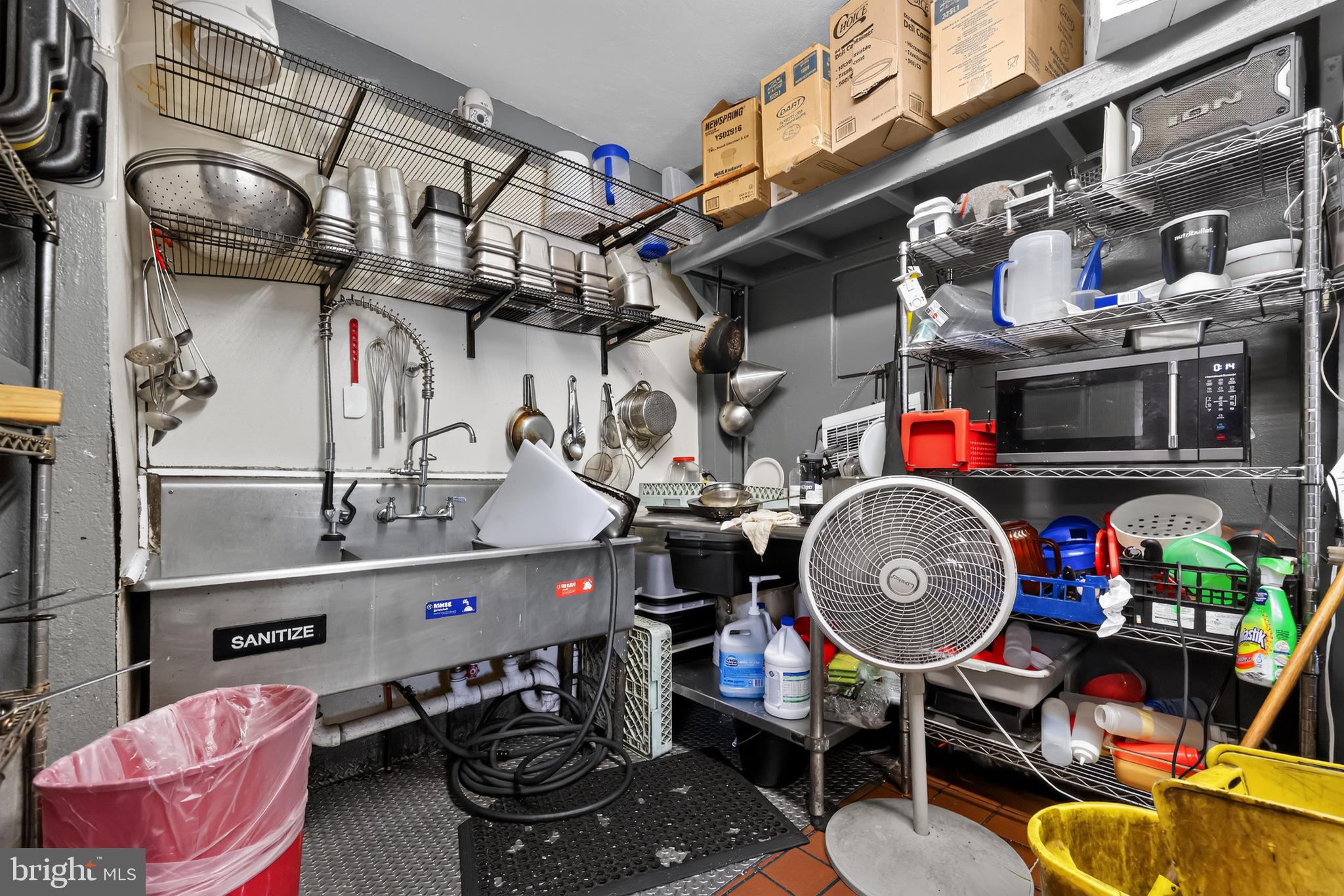 NORRISTOWN - Commercial Sale
