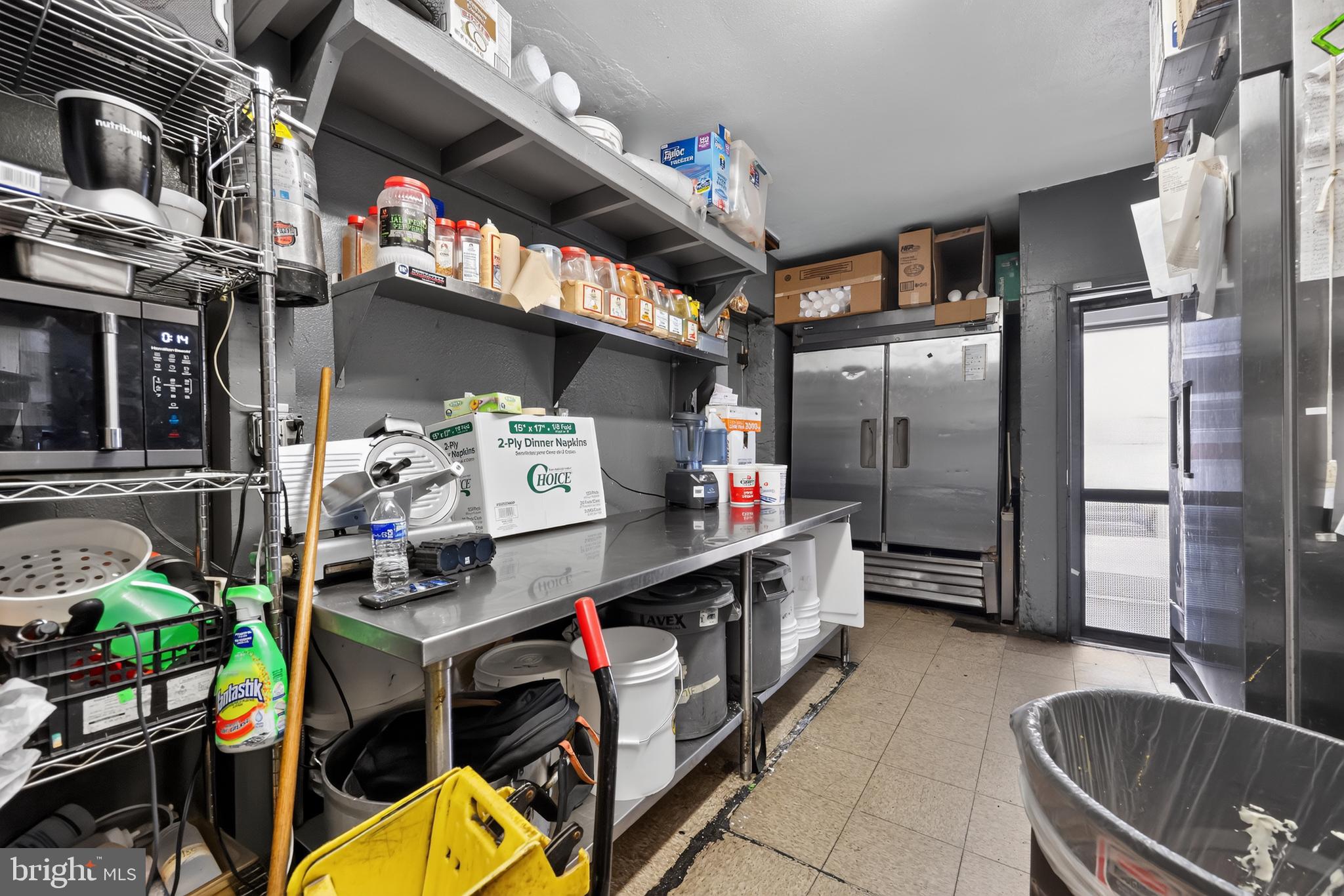 NORRISTOWN - Commercial Sale