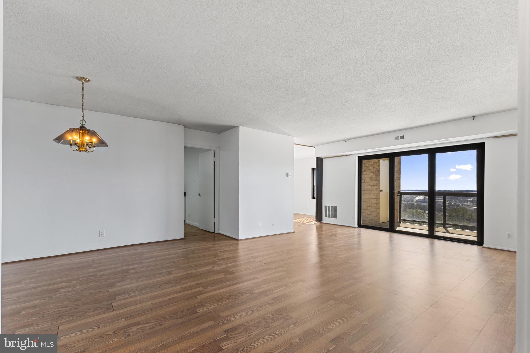 WATERGATE AT LANDMARK - Residential