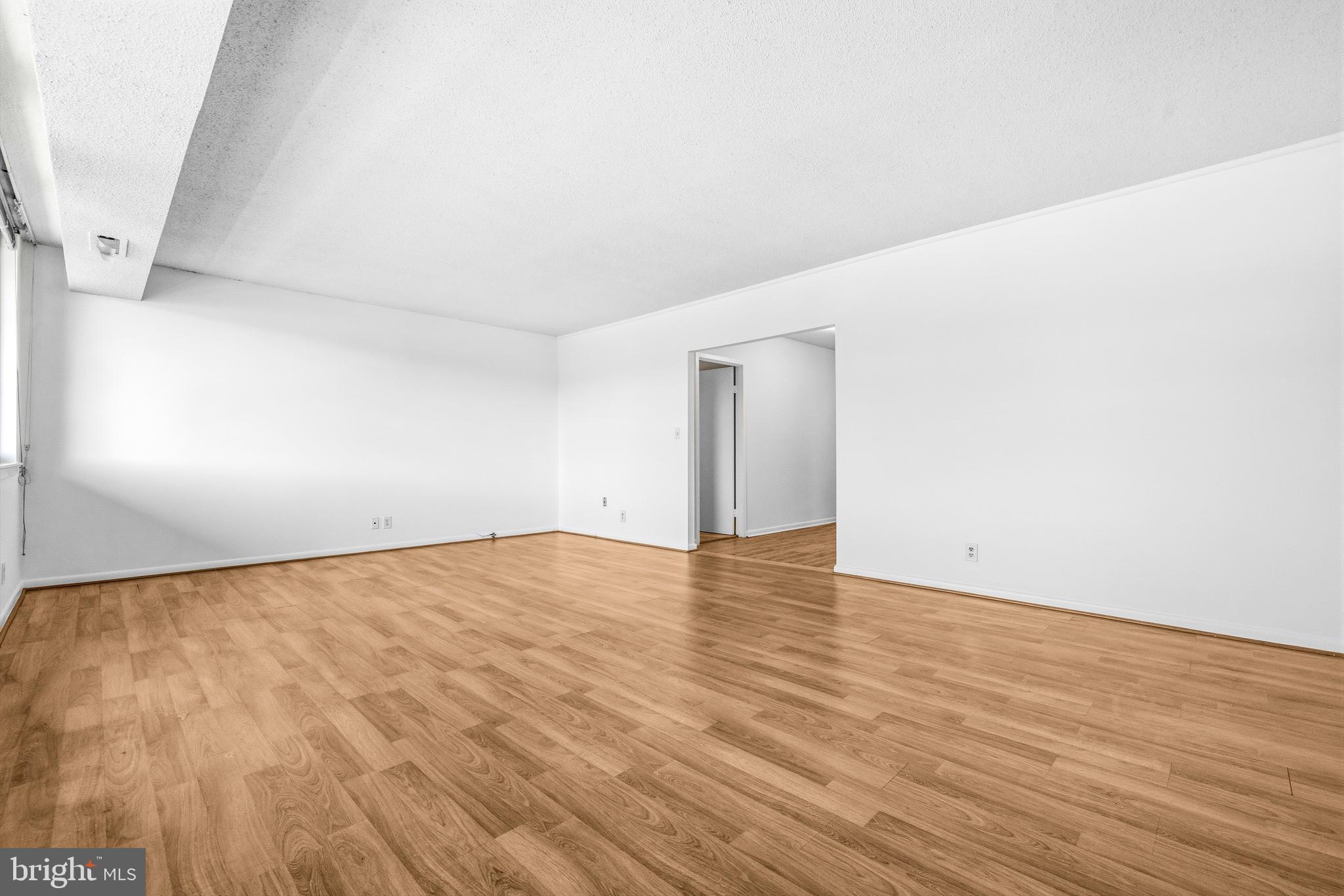SKYLINE SQUARE CONDO - Residential