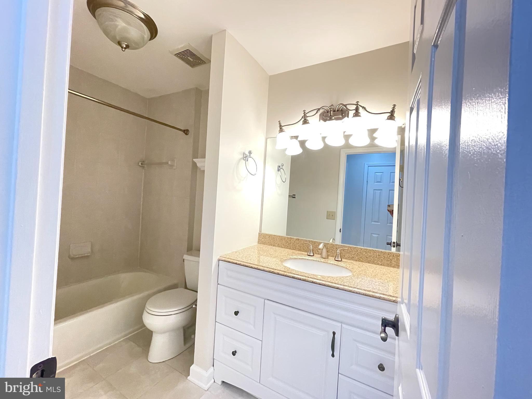 GABLES OF TUCKERMAN - Residential Lease