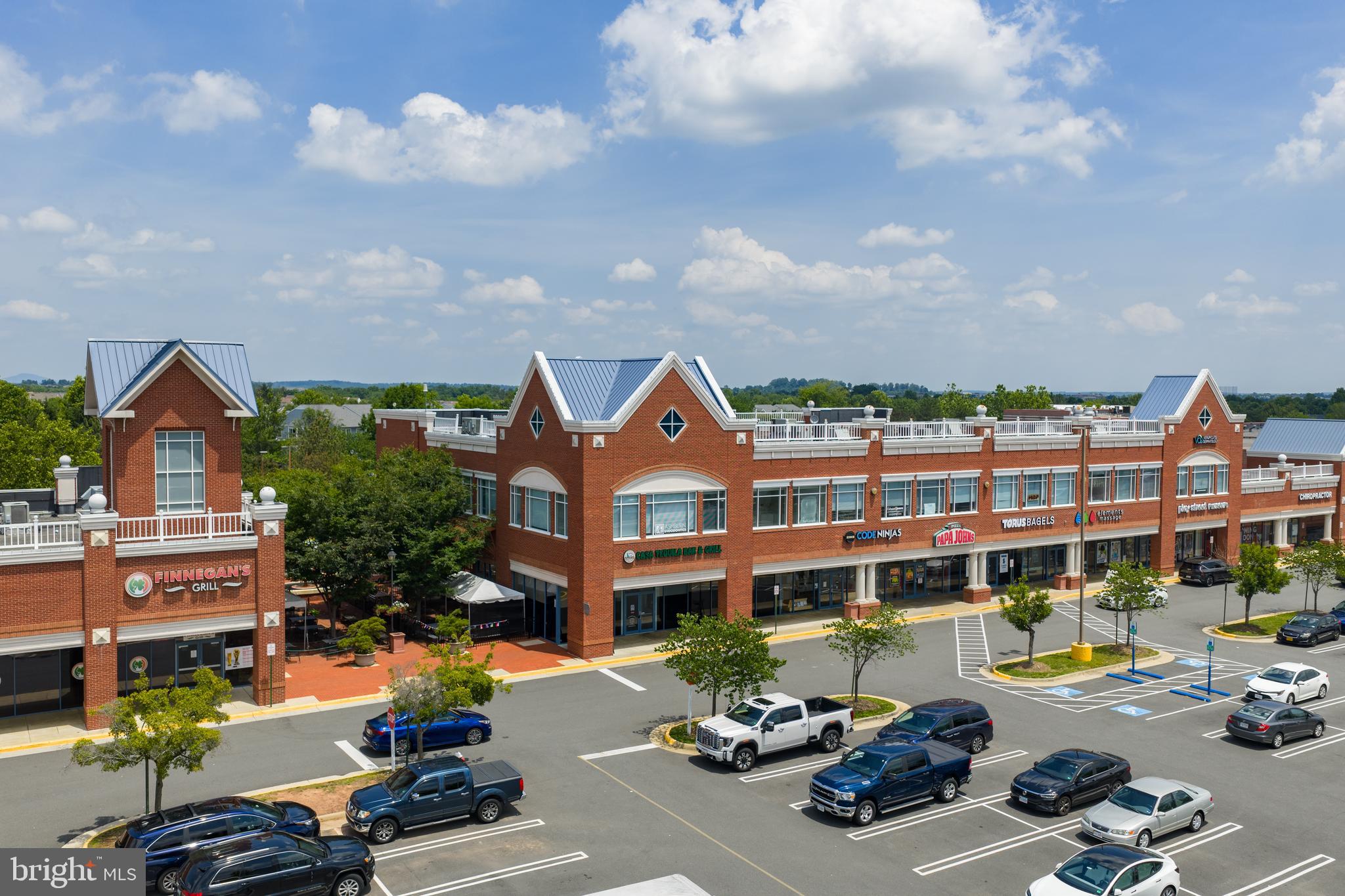 ASHBURN VILLAGE - Residential