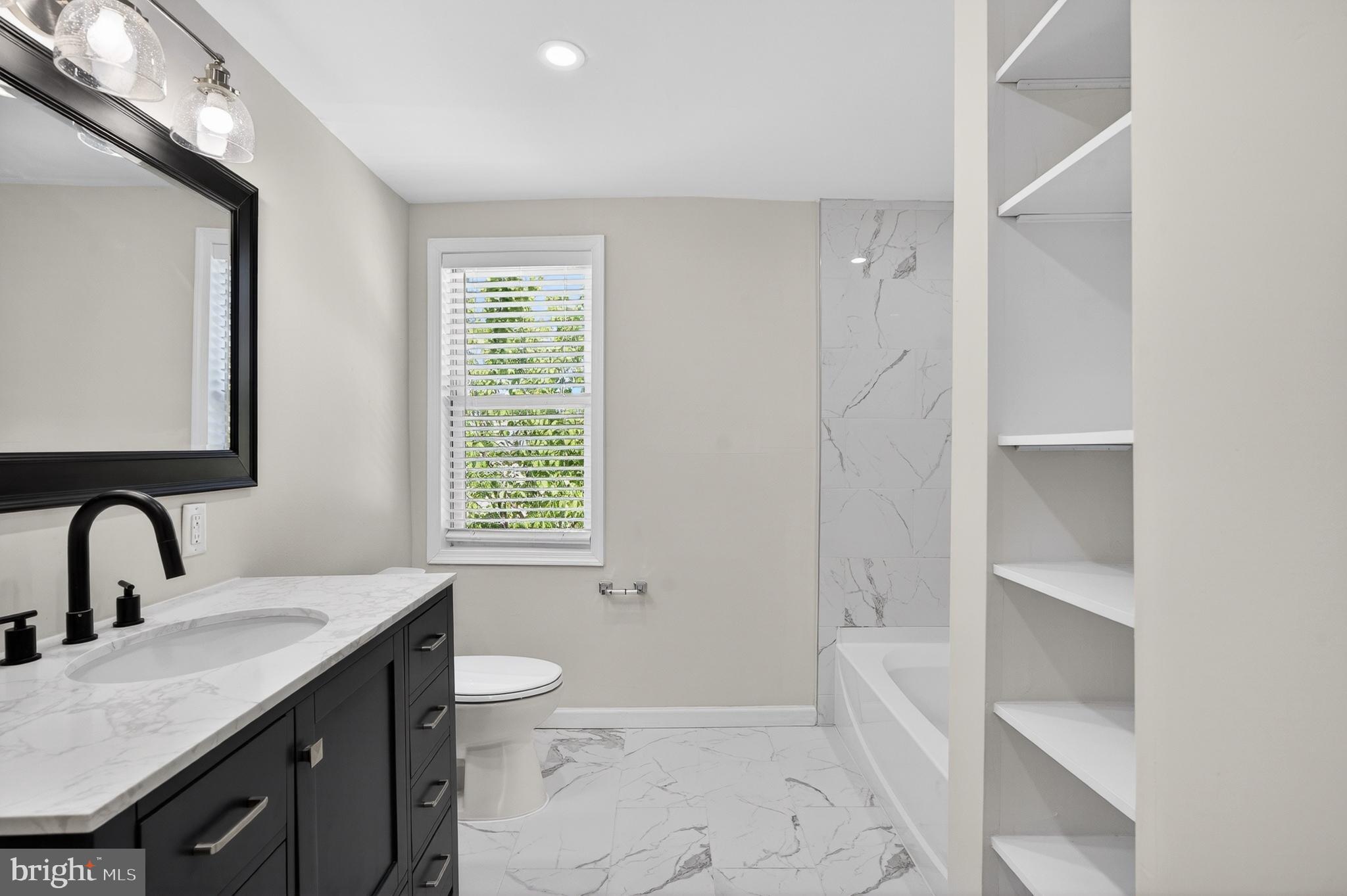 FAIRMOUNT - Residential