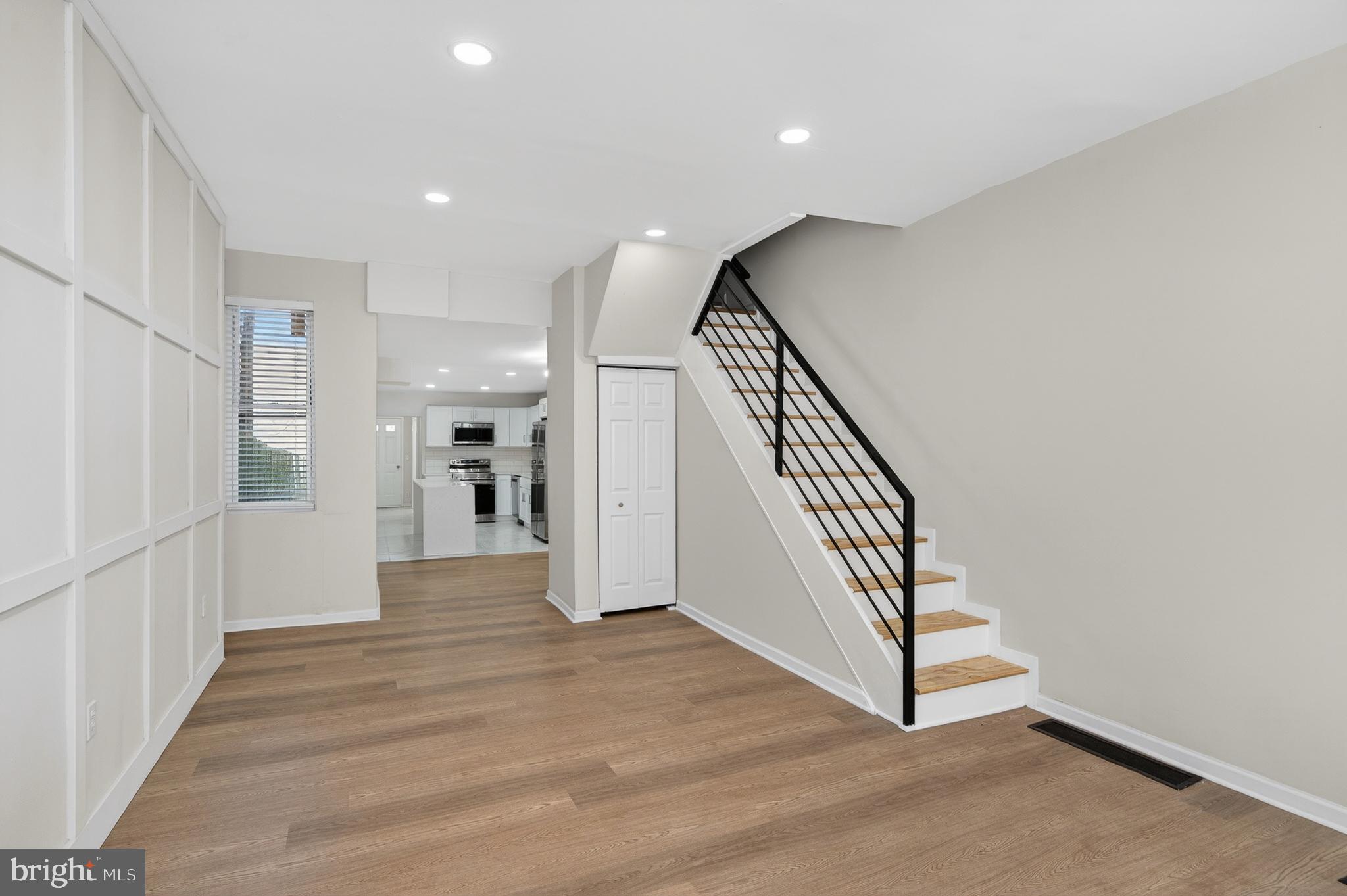 FAIRMOUNT - Residential