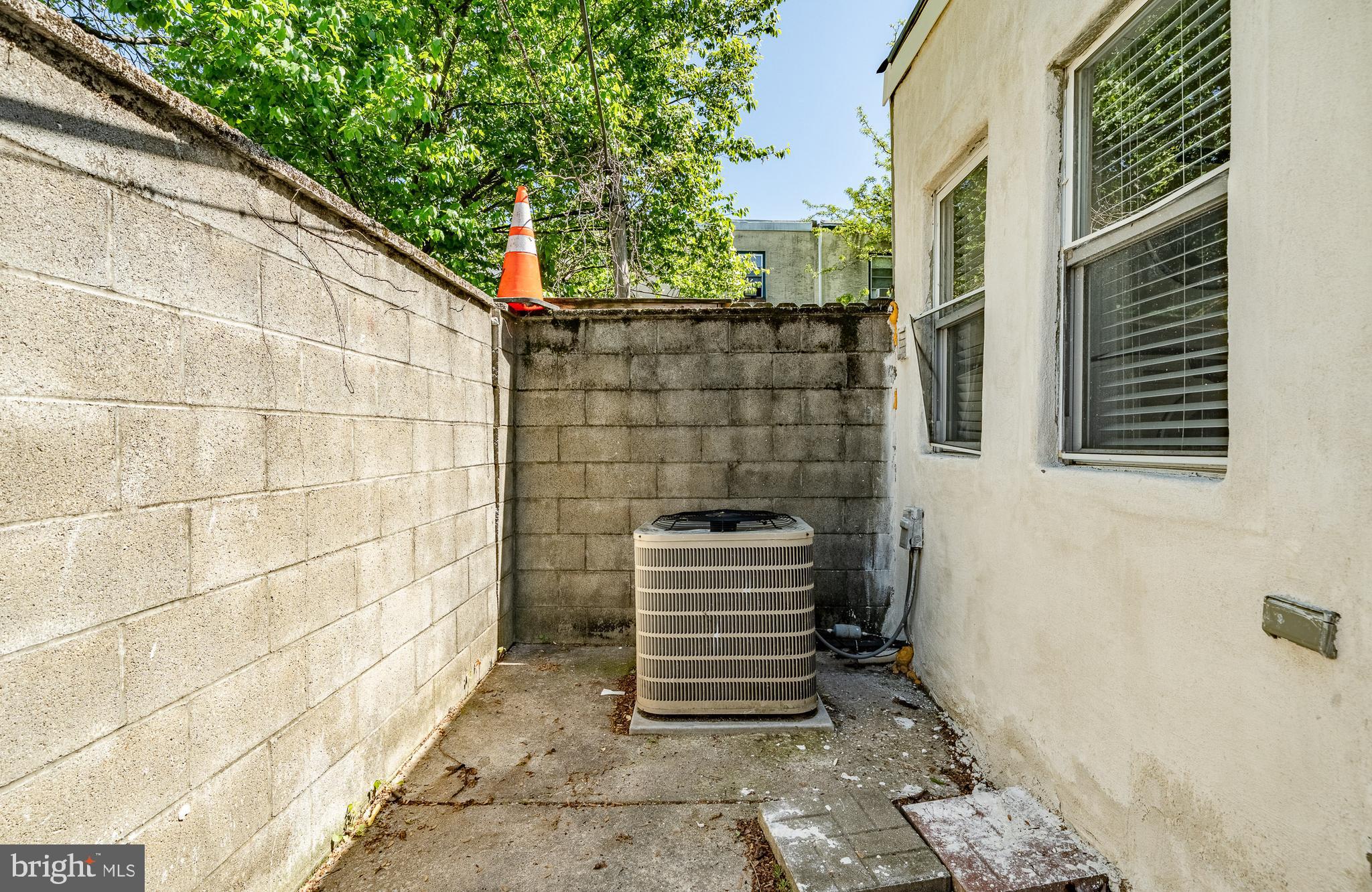 FAIRMOUNT - Residential