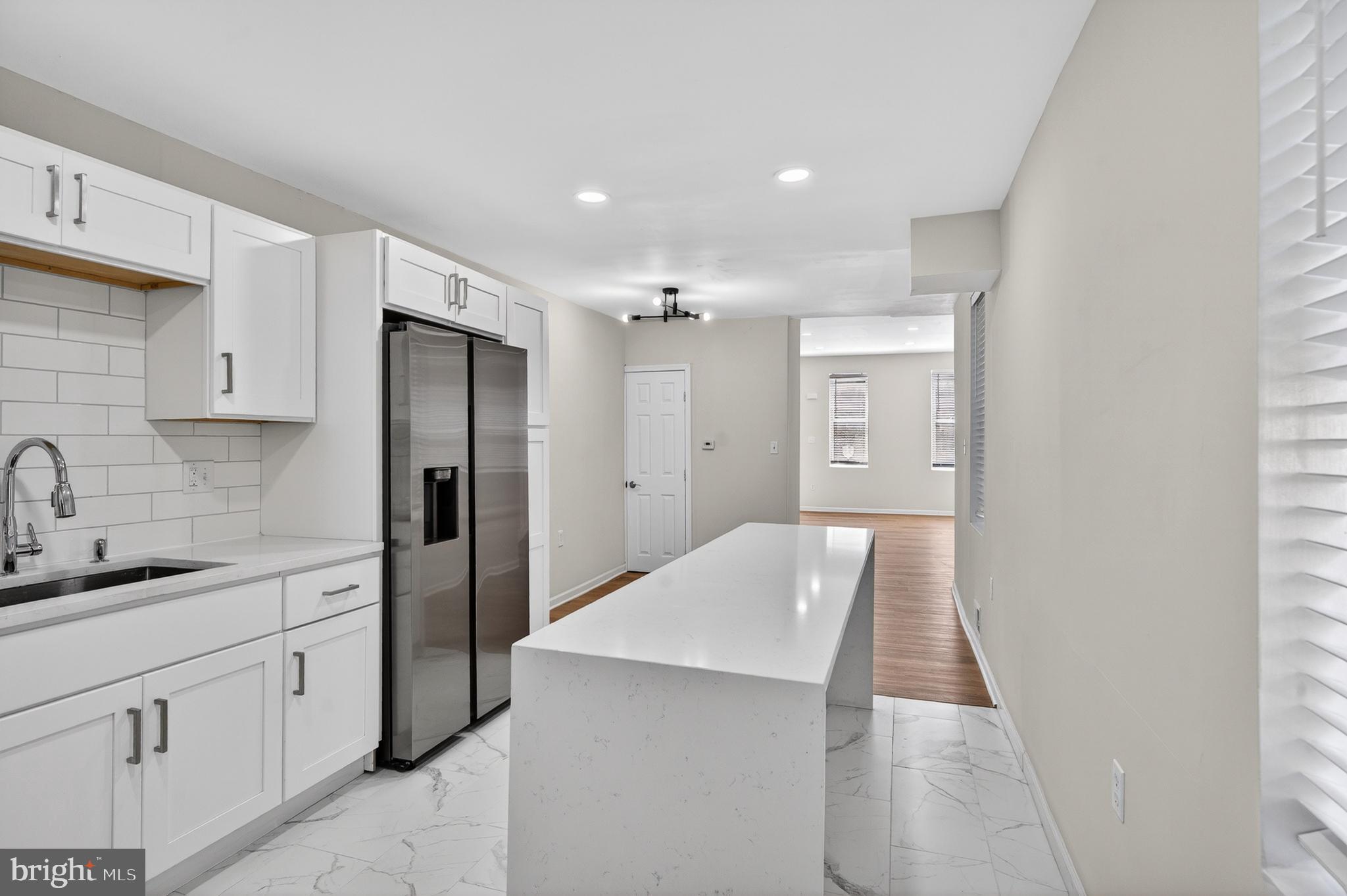 FAIRMOUNT - Residential