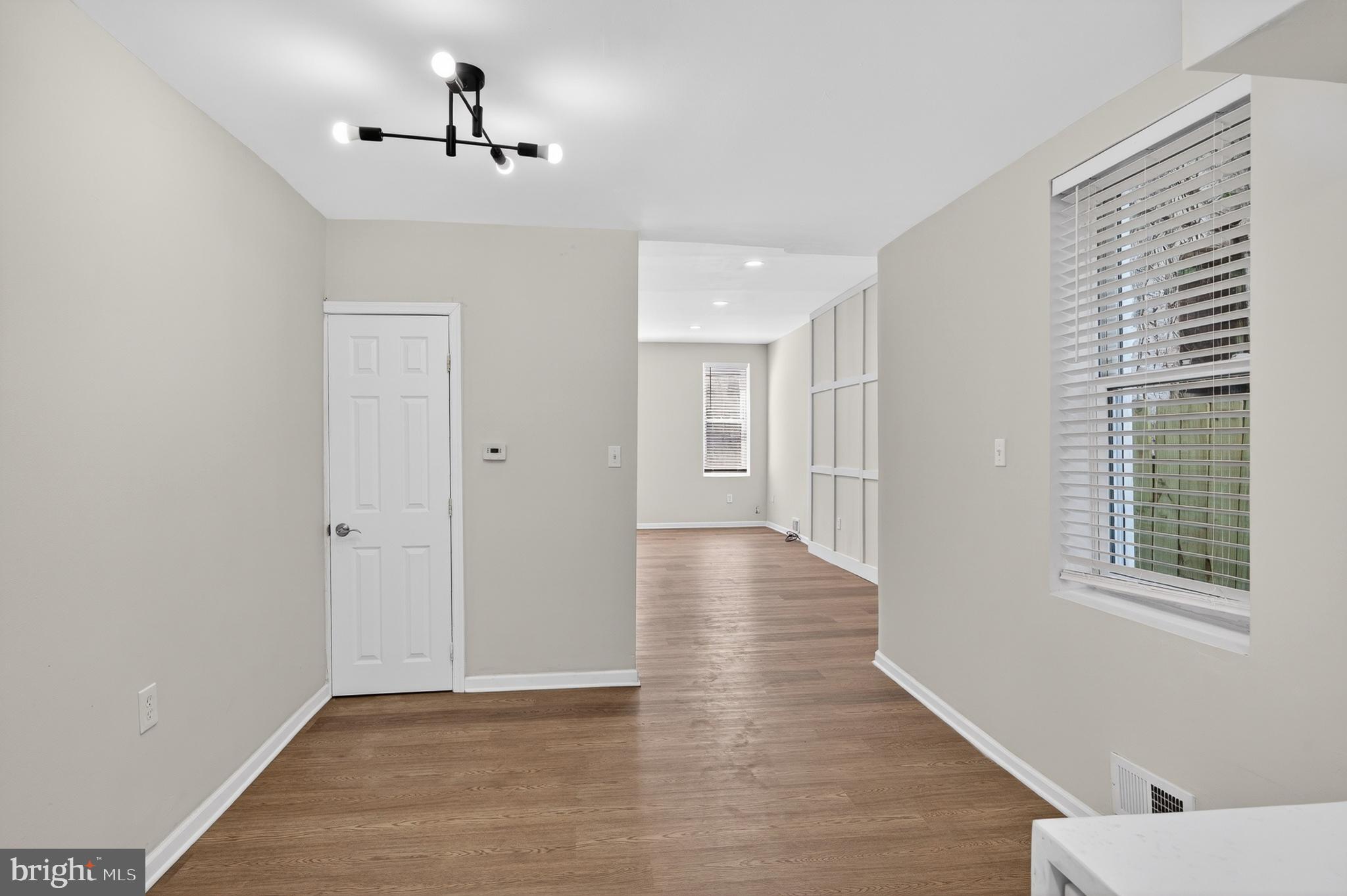 FAIRMOUNT - Residential