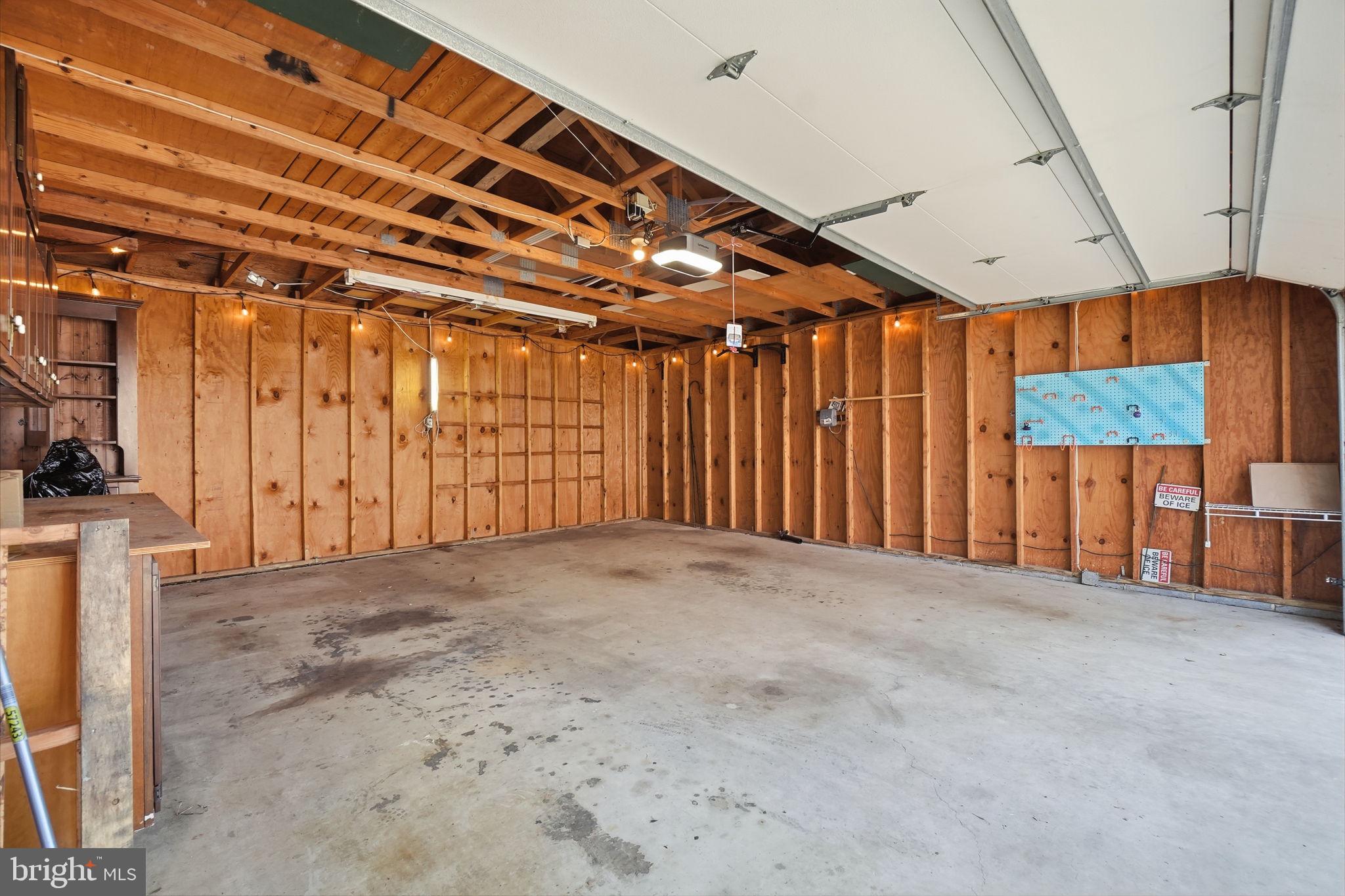 ARLINGTON HEIGHTS - Residential