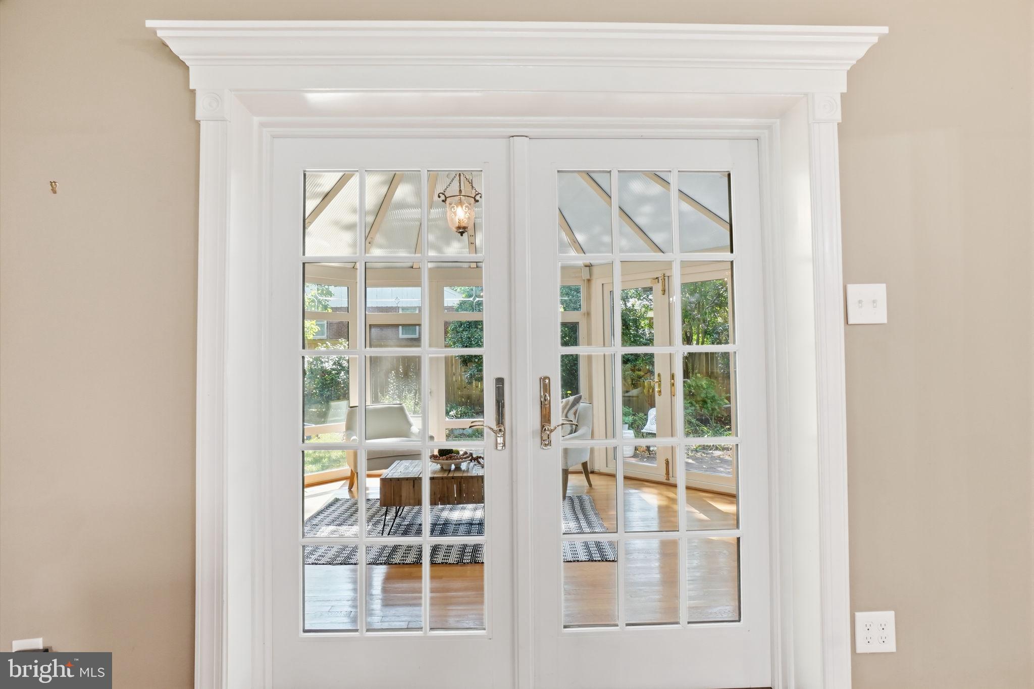 ARLINGTON HEIGHTS - Residential