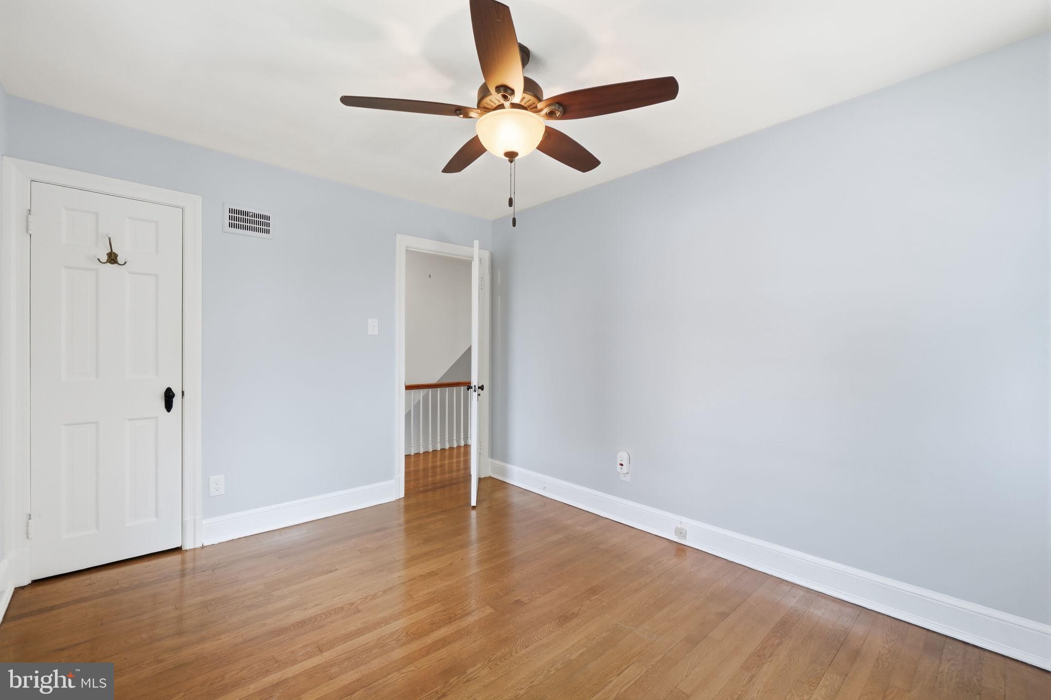 ARLINGTON HEIGHTS - Residential