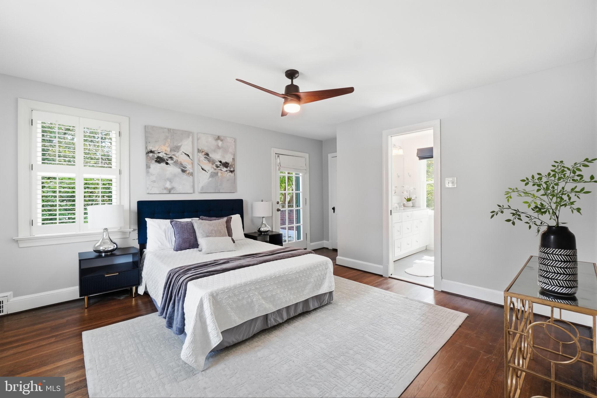 ARLINGTON HEIGHTS - Residential