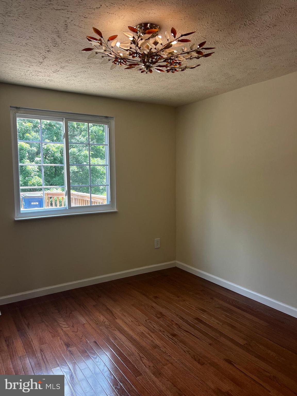 MEADOWVALE - Residential