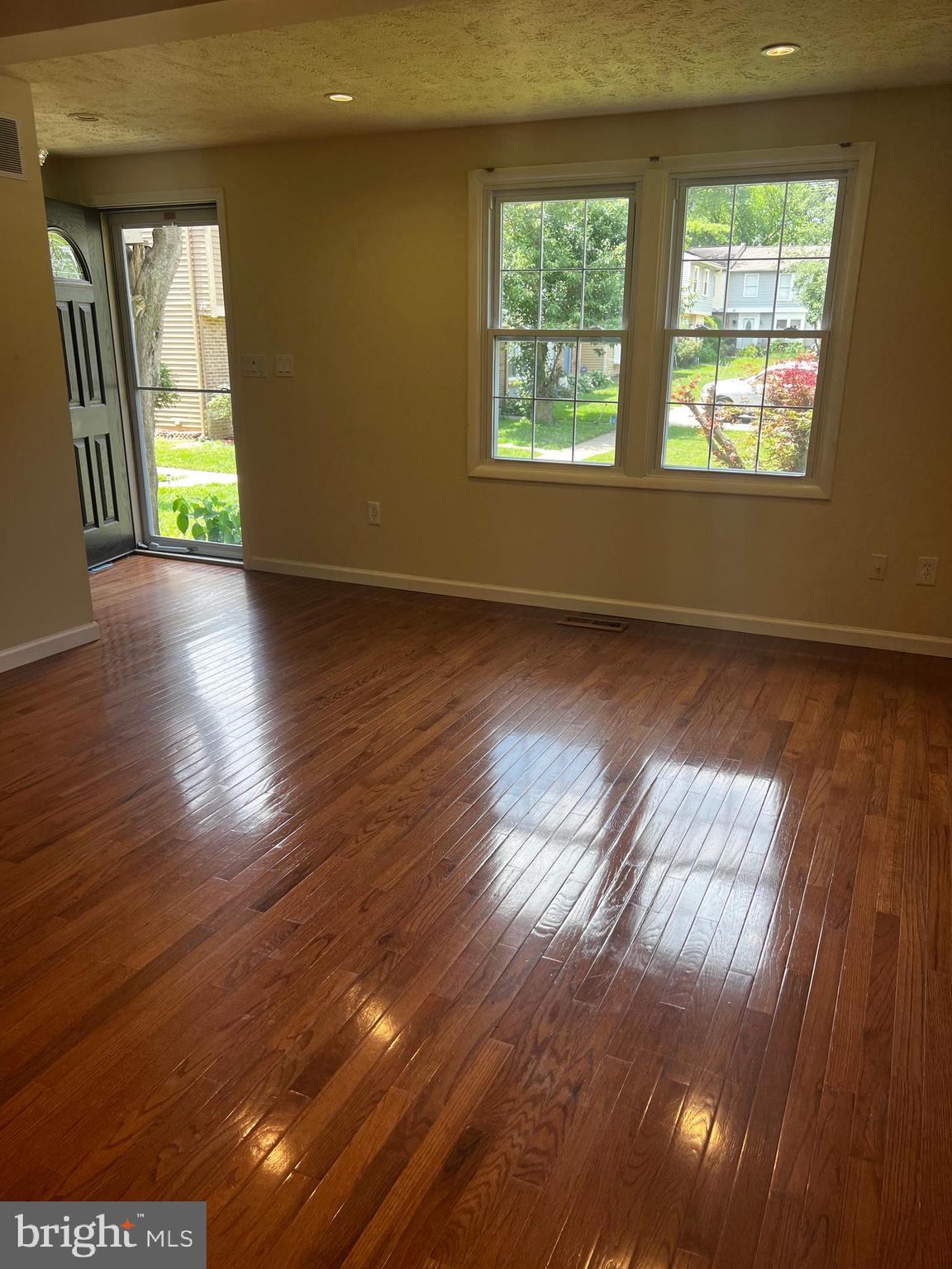MEADOWVALE - Residential