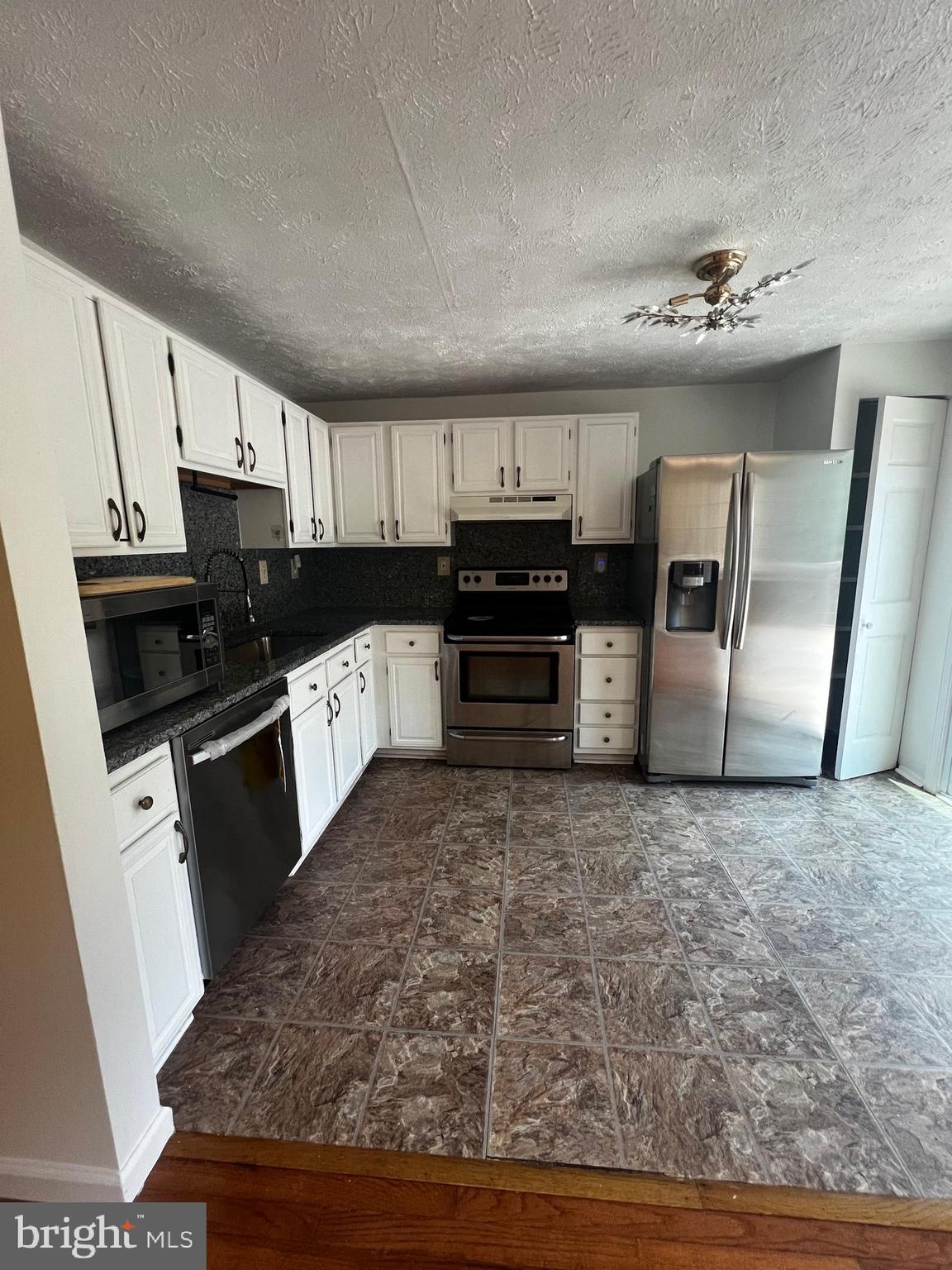 MEADOWVALE - Residential