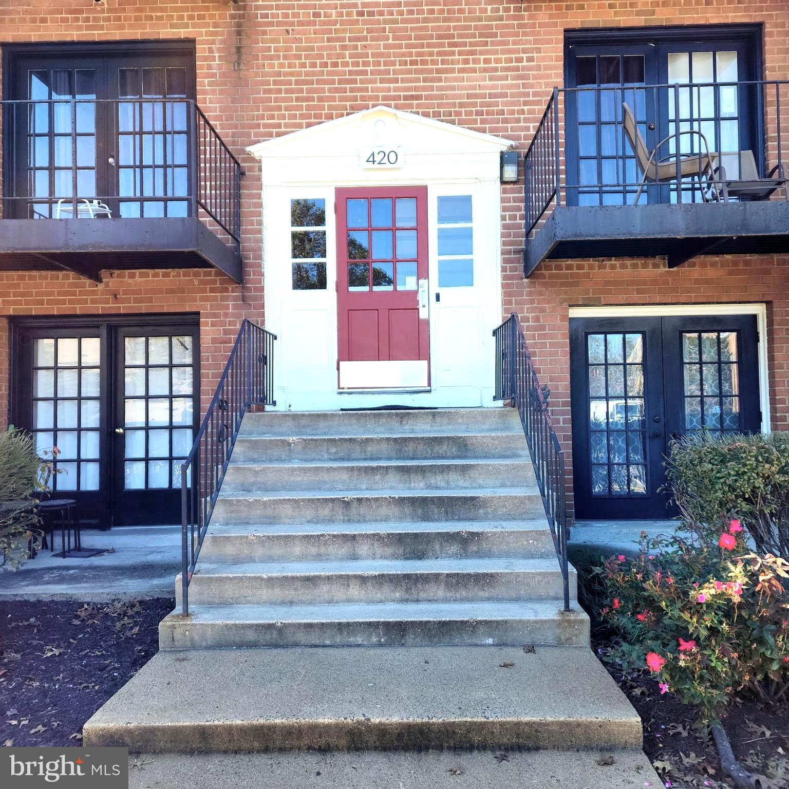 Spacious 2-bedroom, 1-bathroom condo featuring luxury vinyl flooring, convenient kitchen with a gas stove and ample cabinet and pantry space. Master bedroom includes a walk-in closet, and all windows have blinds and curtains that are included. Most other units in this building share a laundry room in the basement, but with this unit you have the privacy and convenience of an in-unit combo washer/dryer. Bright and spacious, this unit offers convenience and comfort.  

Condo fee includes utilities, trash, parking, and access to the pool, simplifying your monthly expenses. This unit also includes a storage cage in the basement! Ideally located near shopping, dining, and public transportation. 

Schedule a viewing today!
