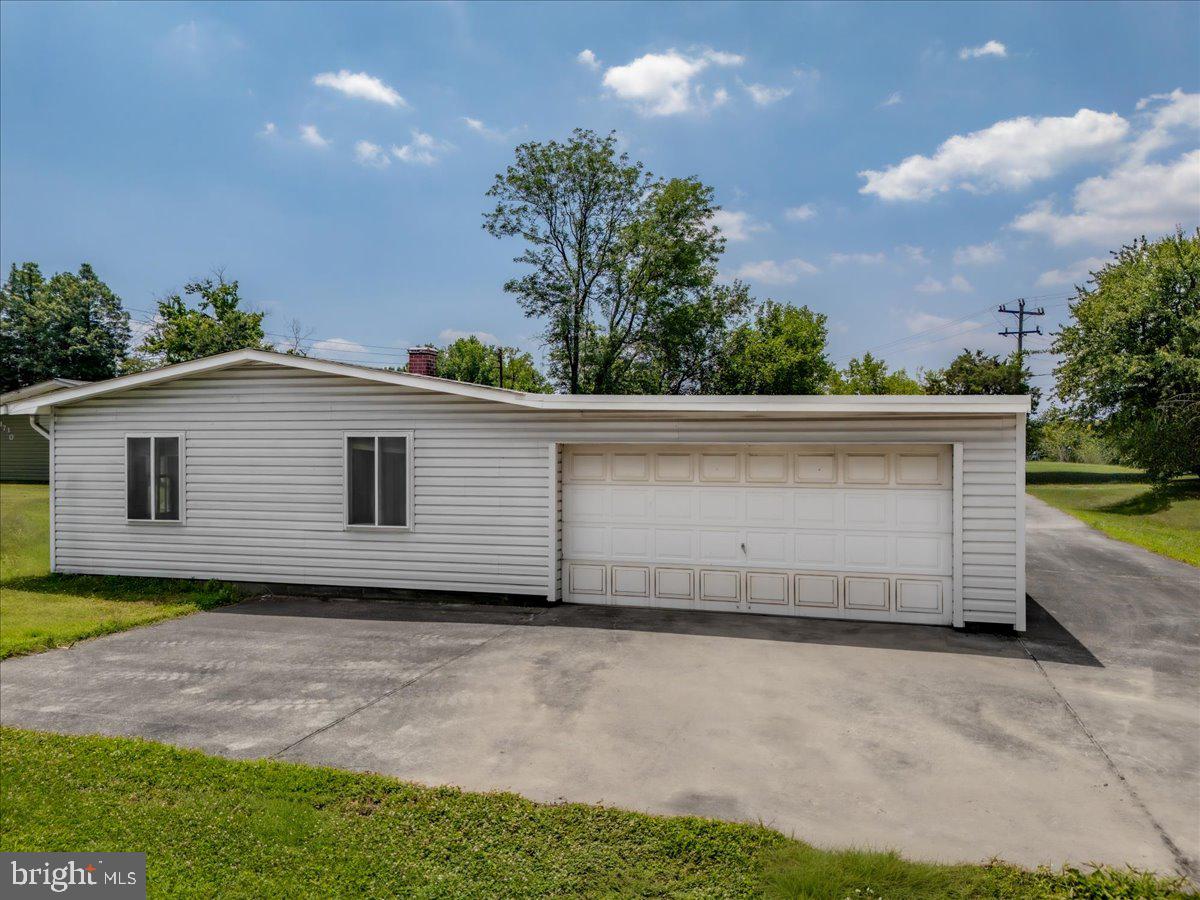 BELMONT - Residential